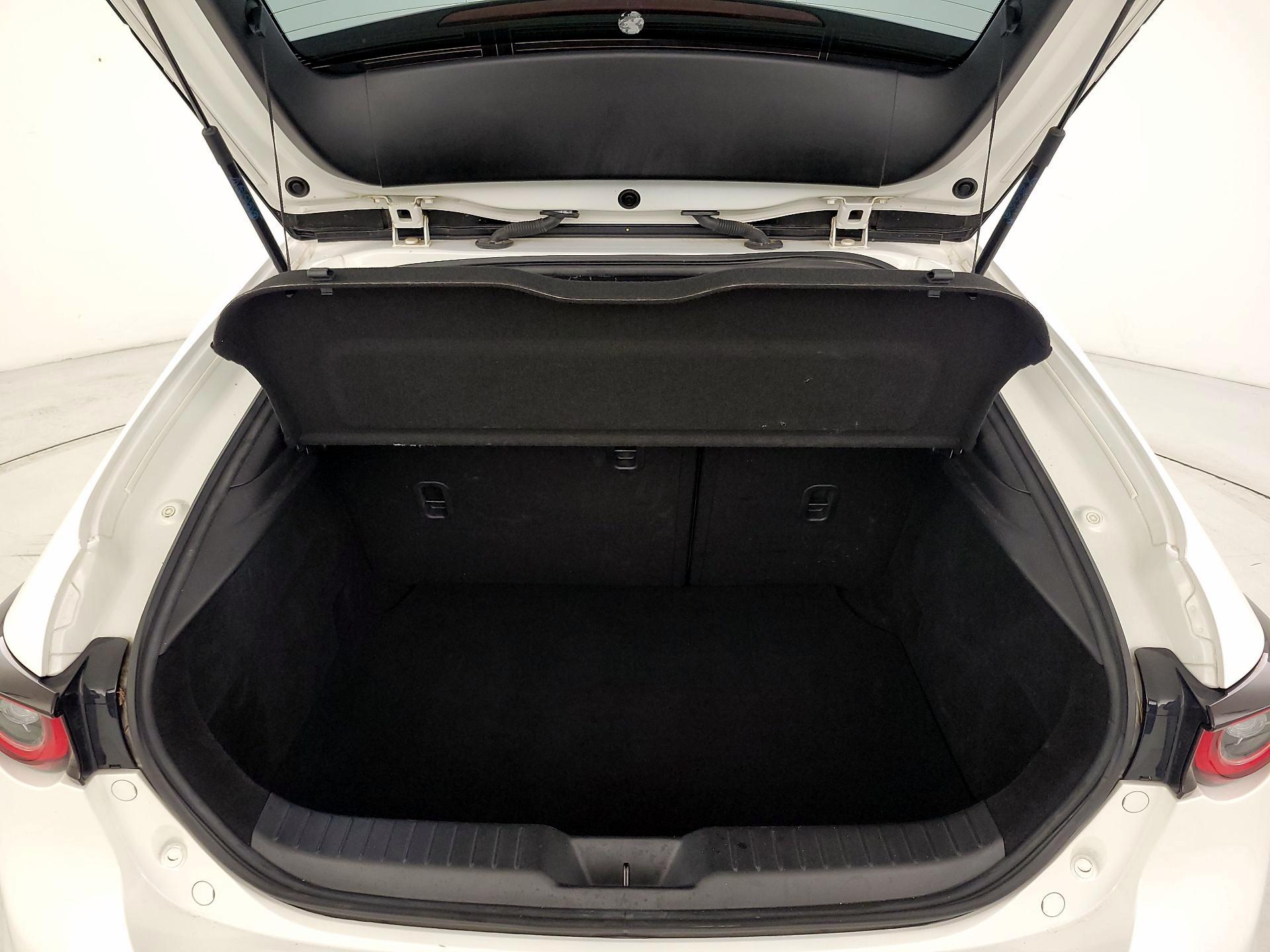 Thumbnail: 2022 Mazda Mazda3 - 20