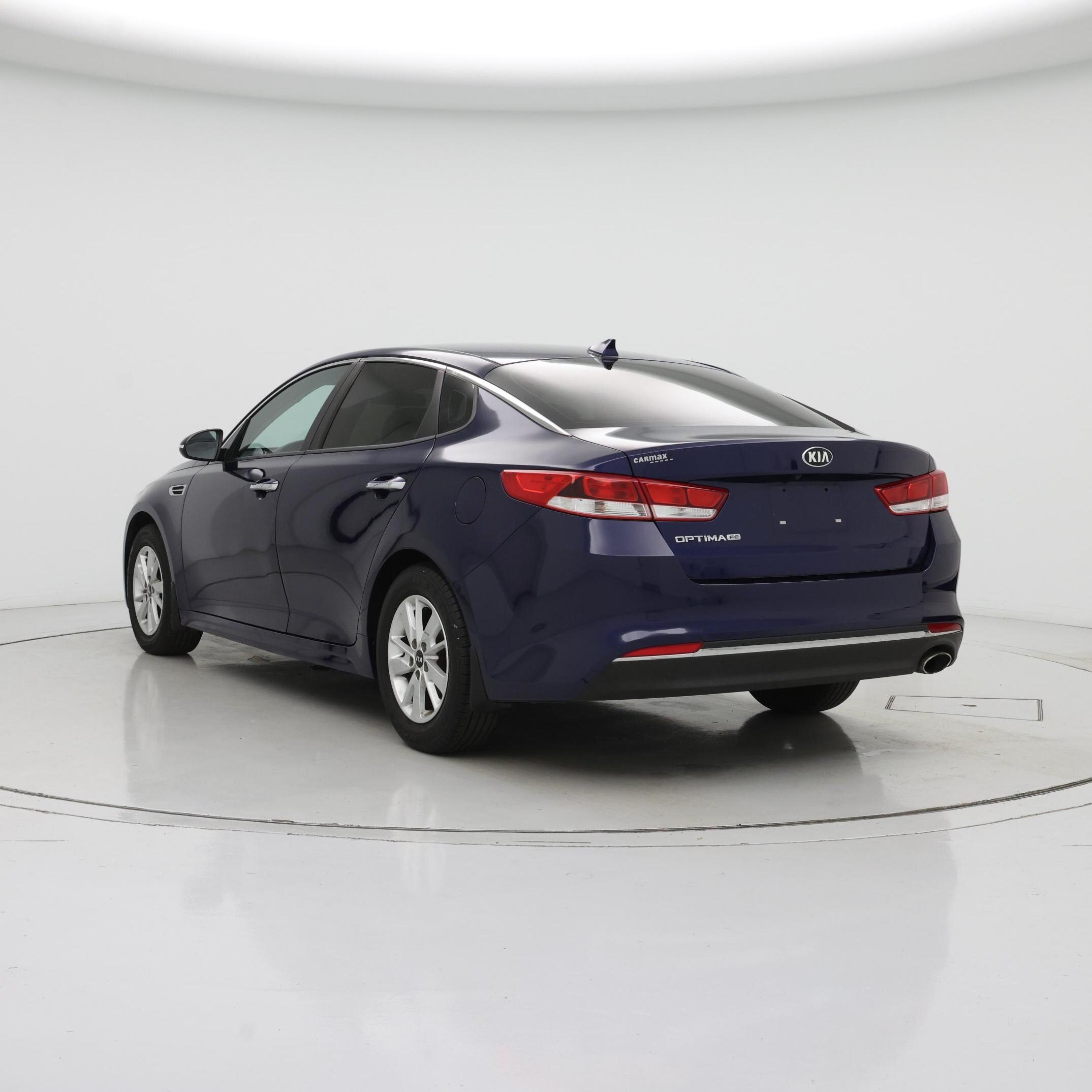 Thumbnail: 2017 Kia Optima - 2