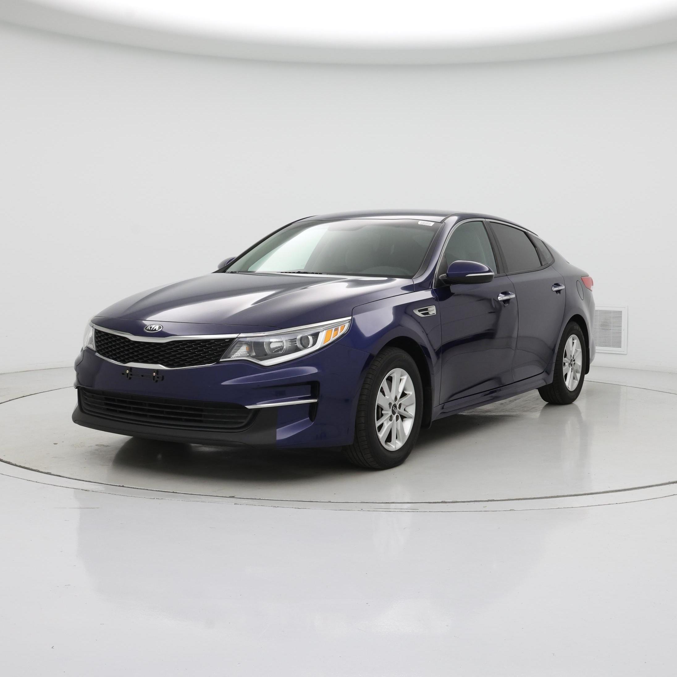 Thumbnail: 2017 Kia Optima - 4