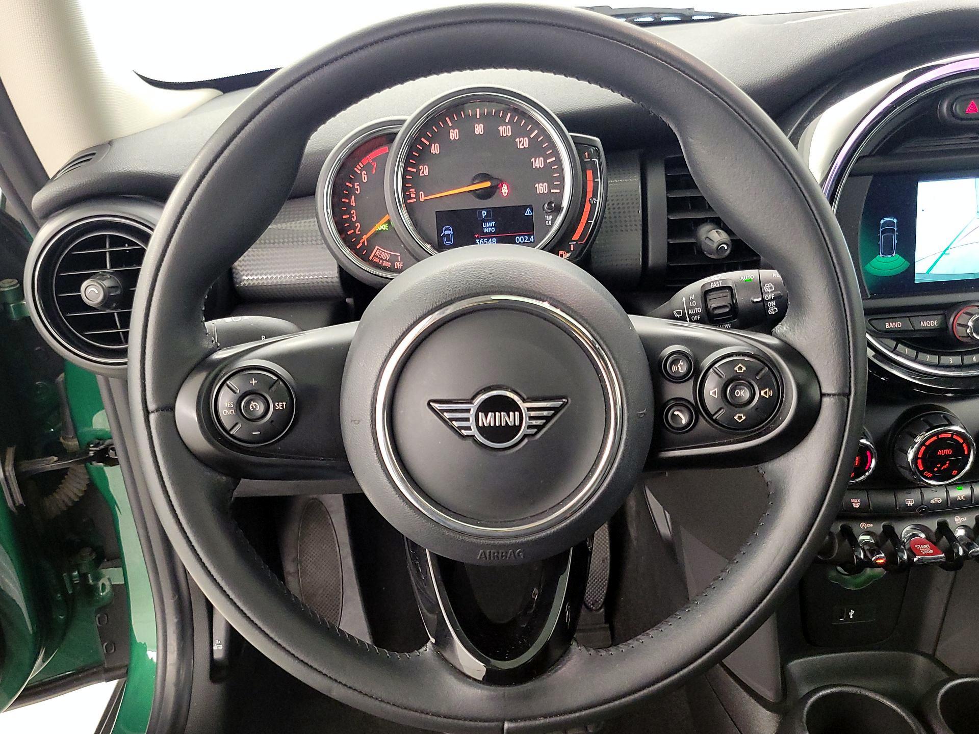 Thumbnail: 2021 MINI Cooper Hardtop - 10
