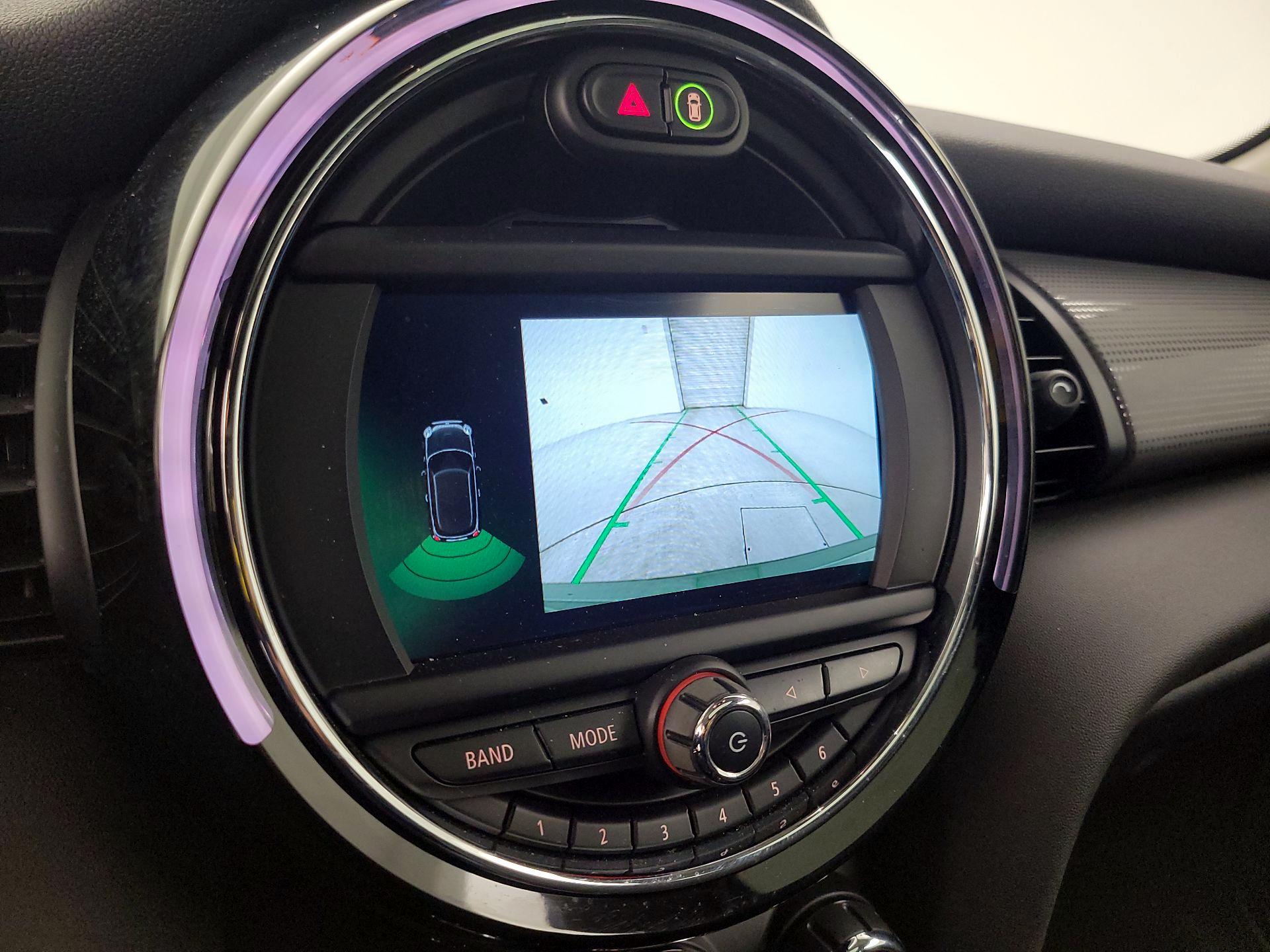 Thumbnail: 2021 MINI Cooper Hardtop - 14