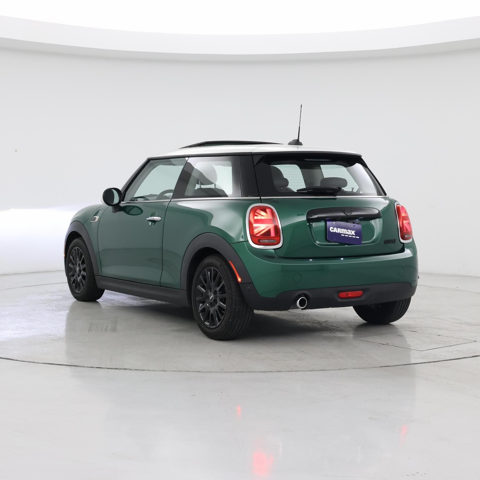 Thumbnail: 2021 MINI Cooper Hardtop - 2