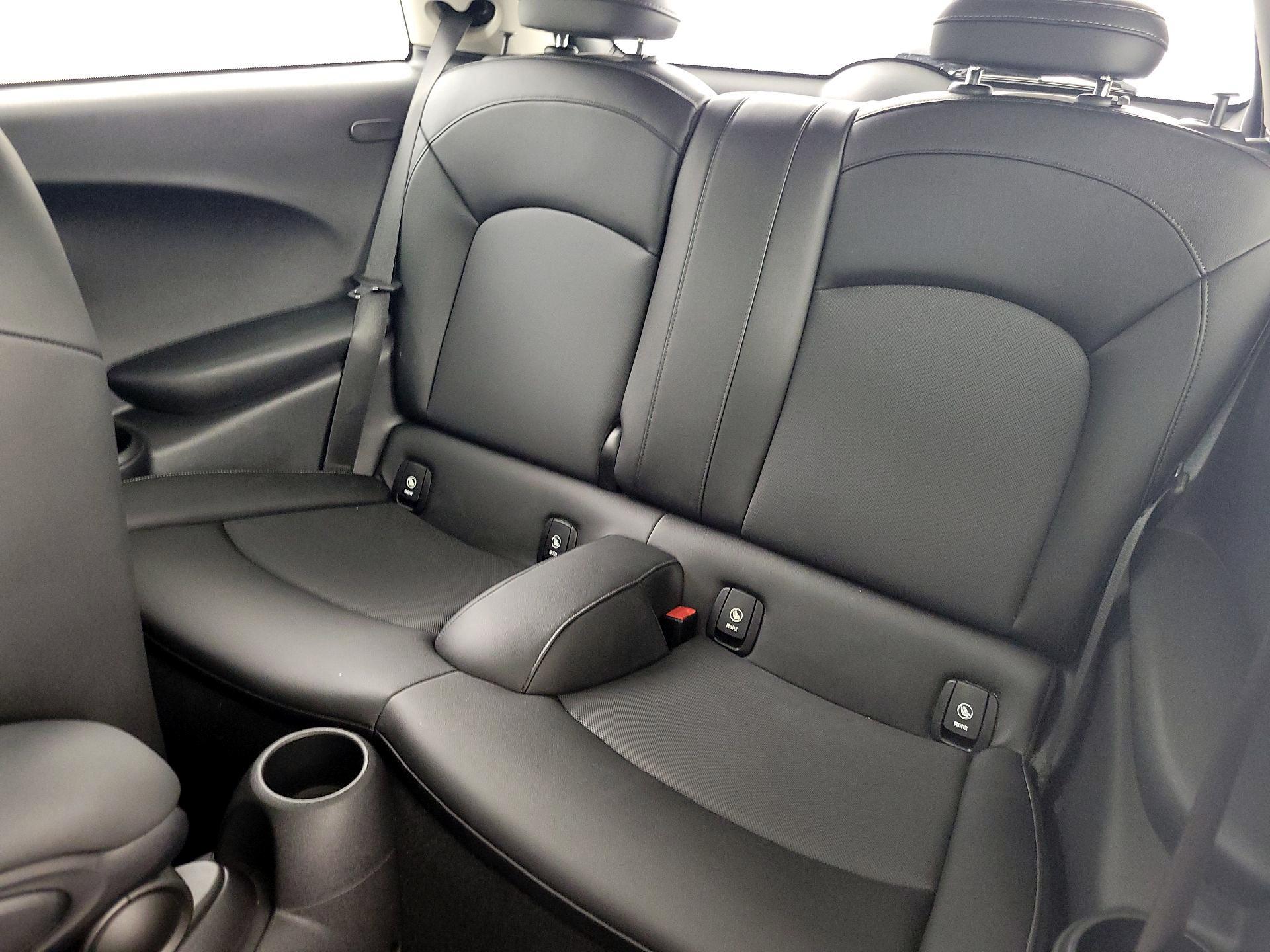 Thumbnail: 2021 MINI Cooper Hardtop - 20