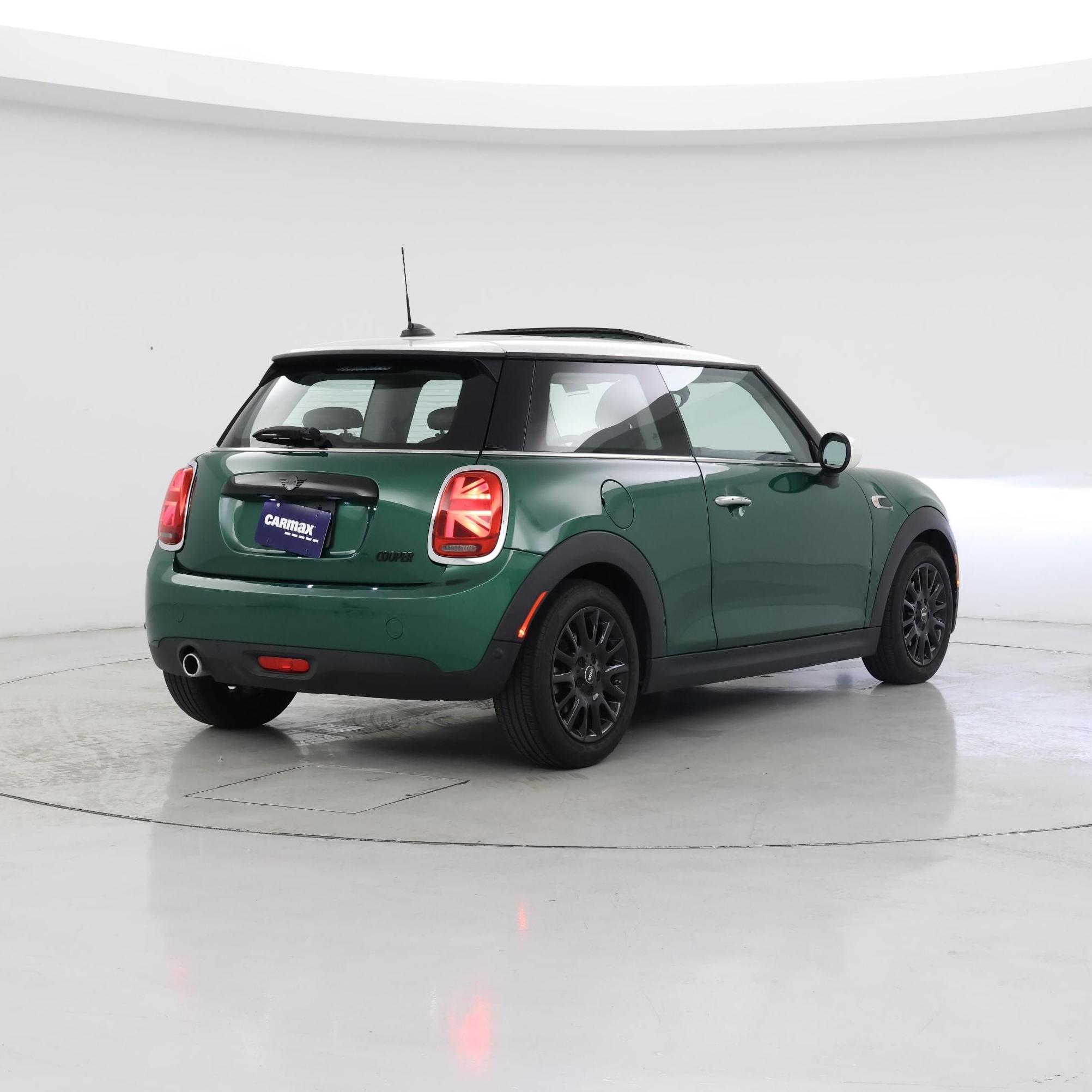 Thumbnail: 2021 MINI Cooper Hardtop - 8