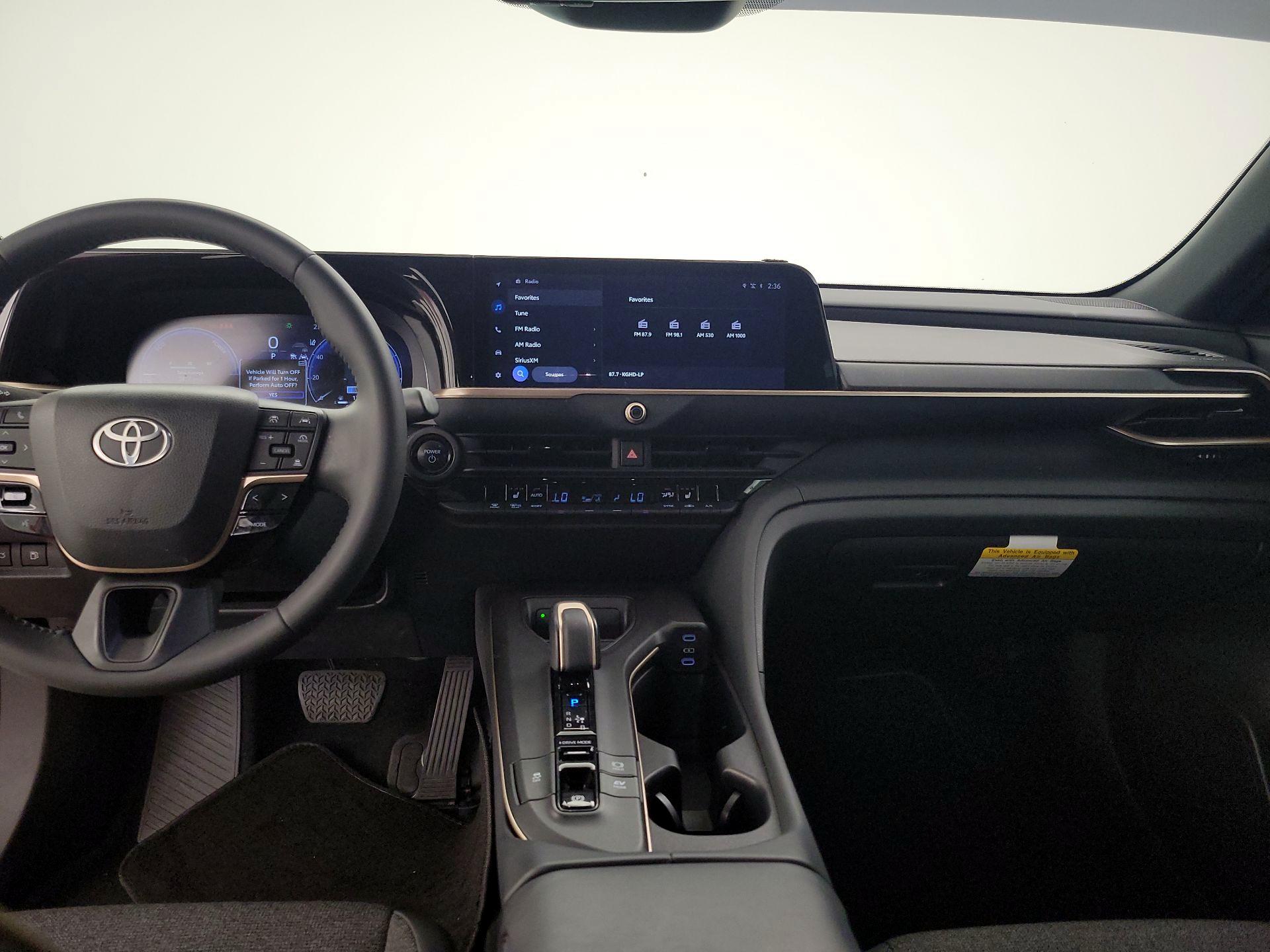 Thumbnail: 2023 Toyota Crown - 9