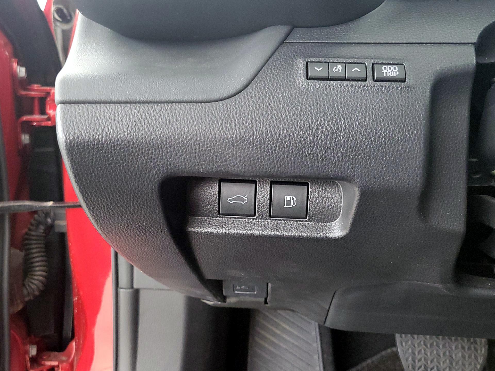 Thumbnail: 2023 Toyota Crown - 13