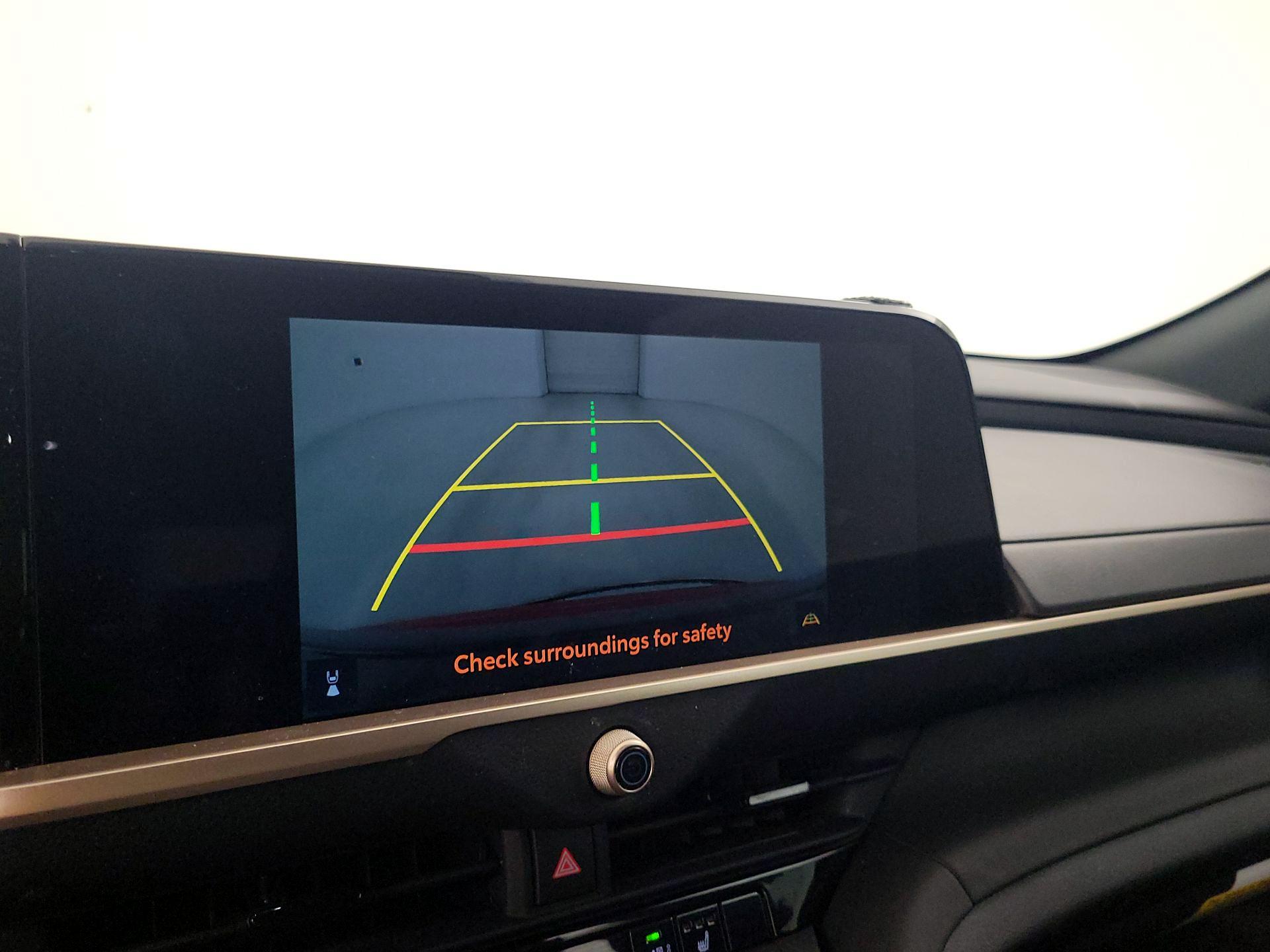 Thumbnail: 2023 Toyota Crown - 14