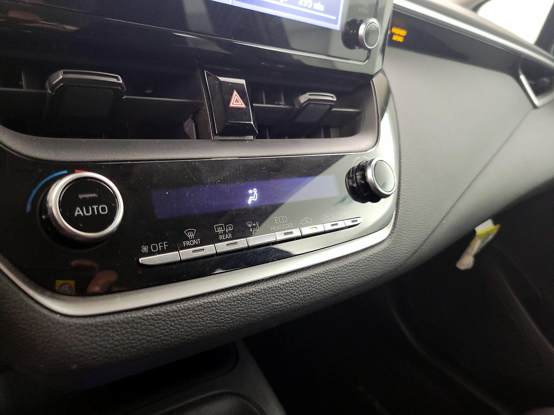 Thumbnail: 2020 Toyota Corolla - 16