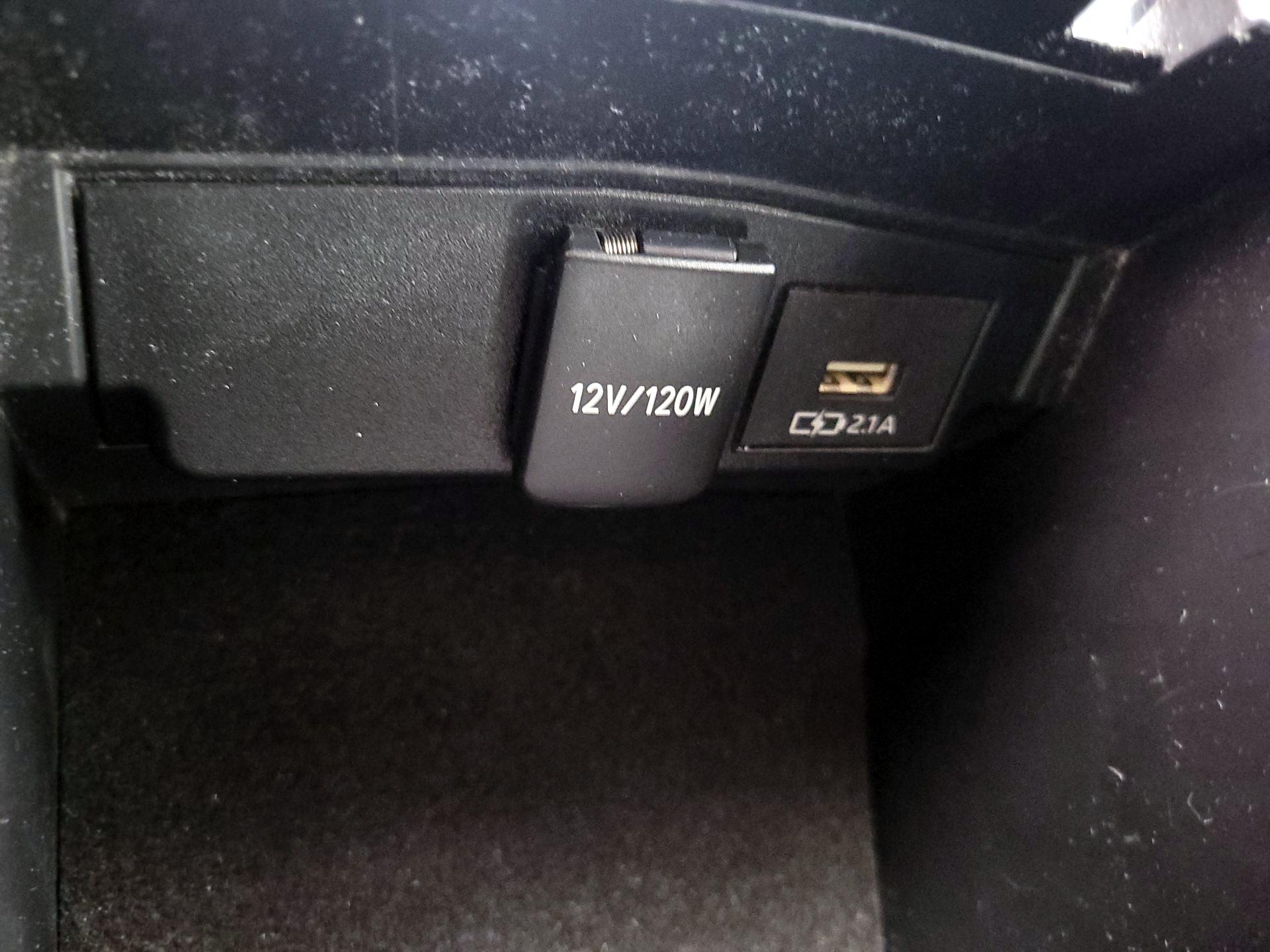 Thumbnail: 2020 Toyota Corolla - 18