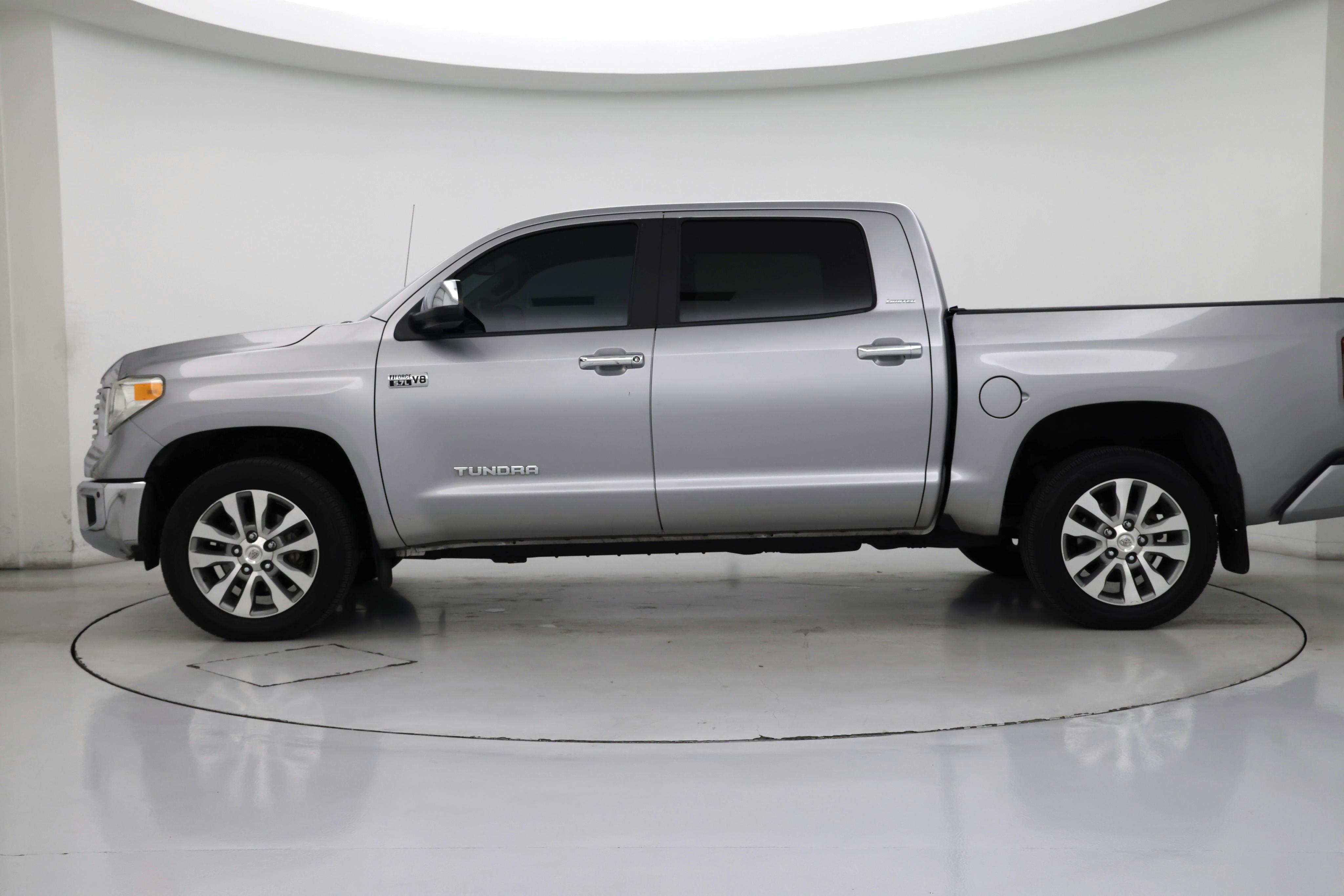 Thumbnail: 2016 Toyota Tundra - 3
