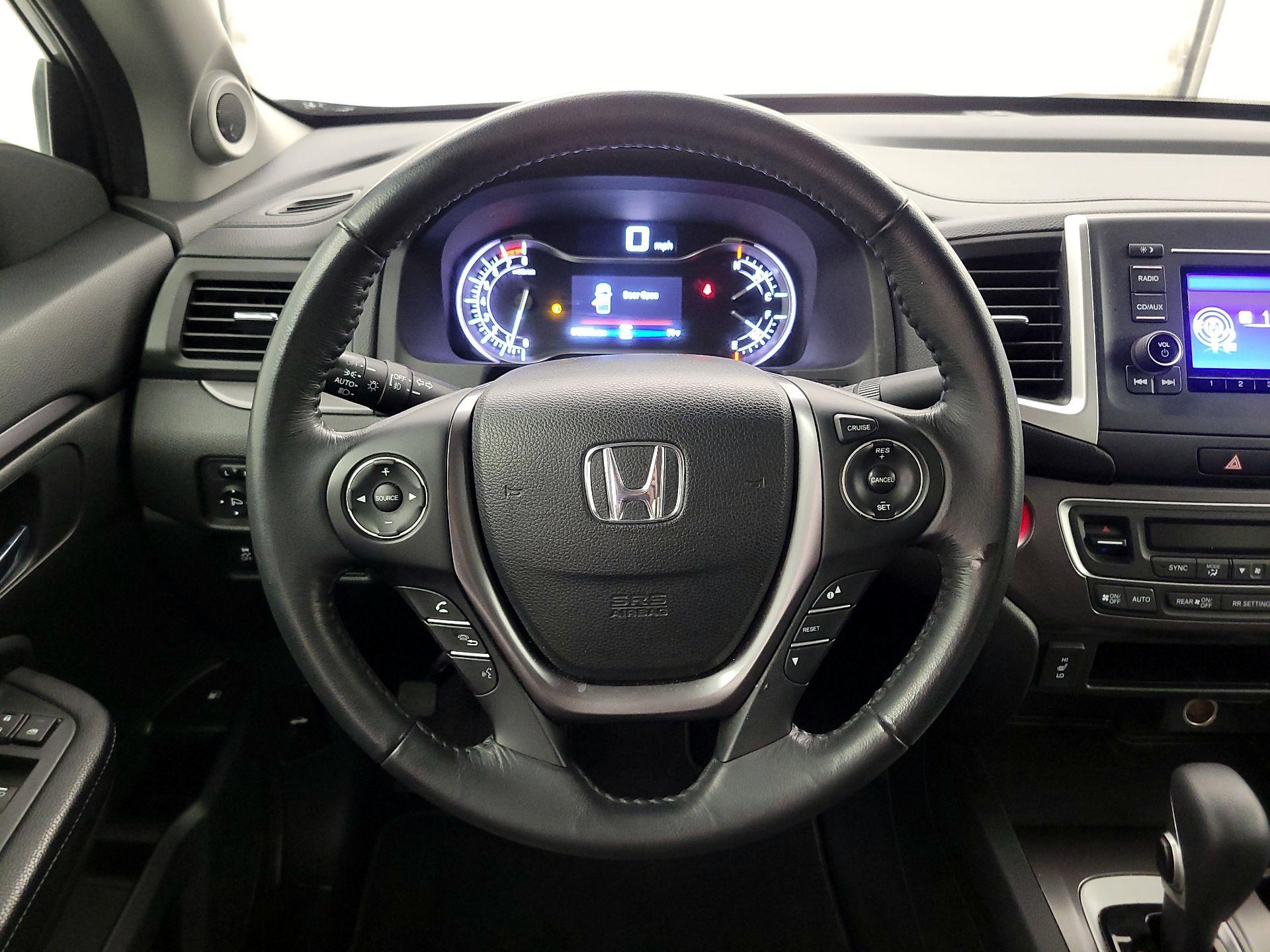 Thumbnail: 2017 Honda Ridgeline - 10