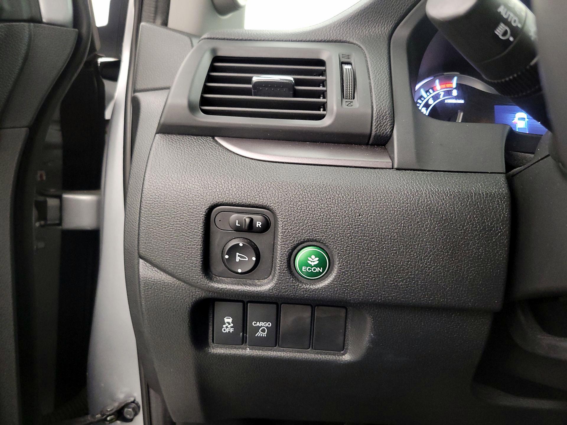 Thumbnail: 2017 Honda Ridgeline - 13