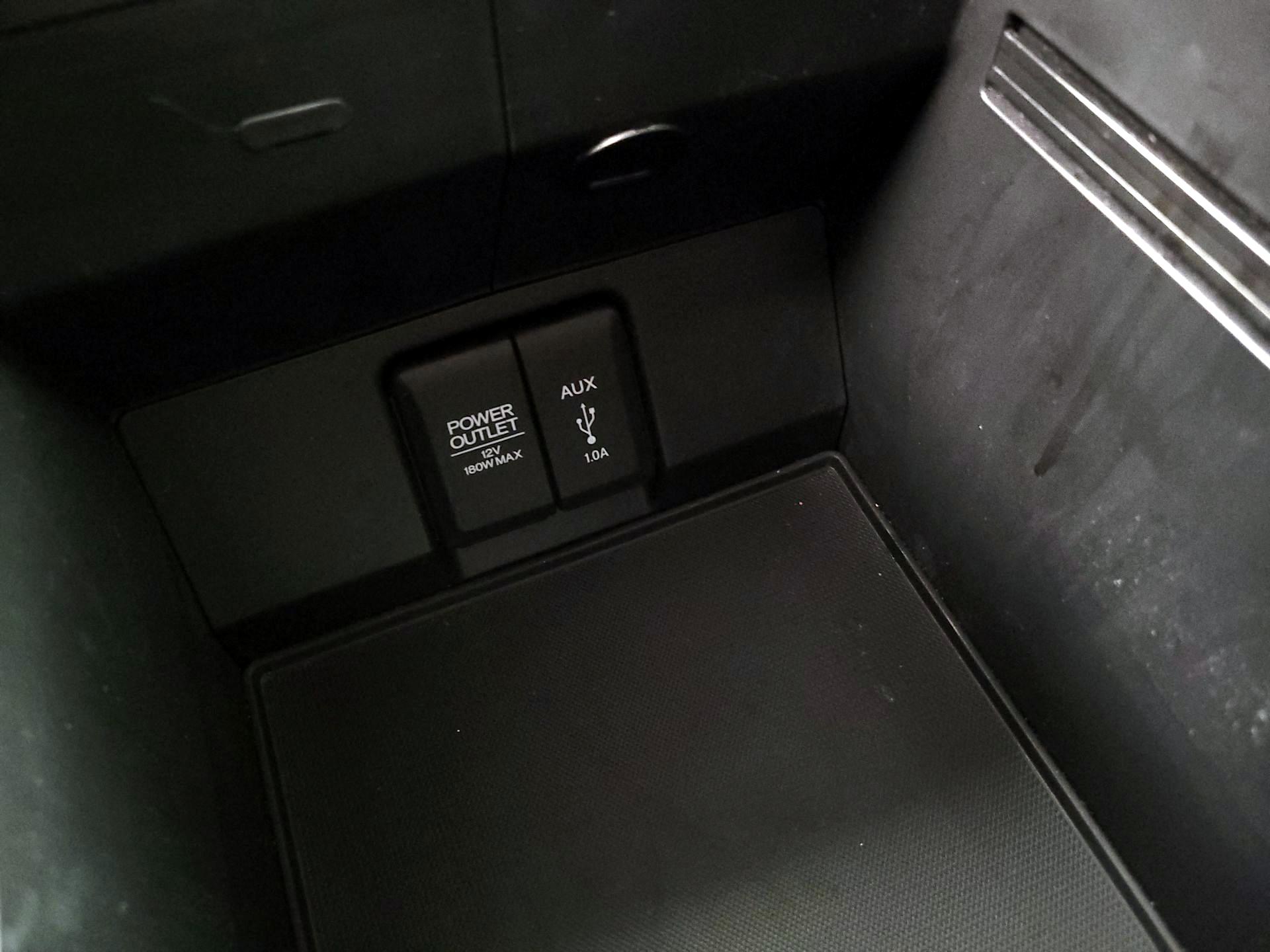 Thumbnail: 2017 Honda Ridgeline - 18