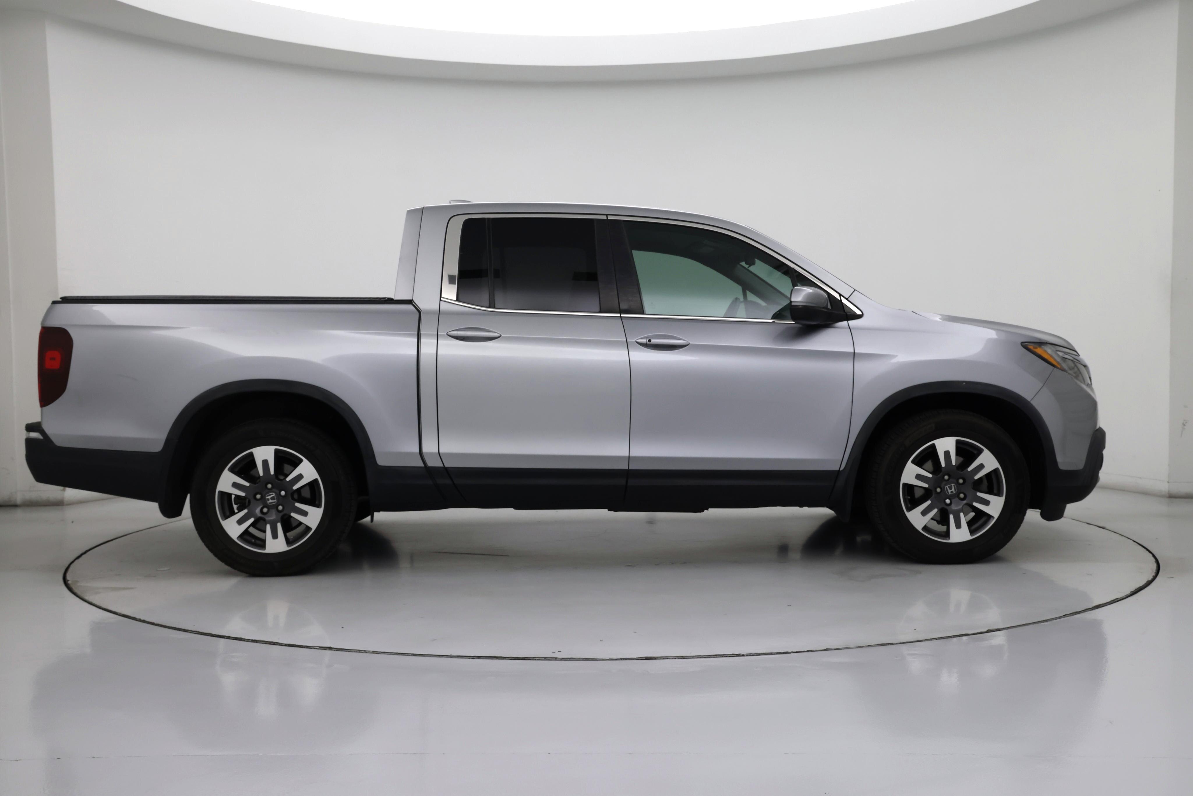 Thumbnail: 2017 Honda Ridgeline - 7