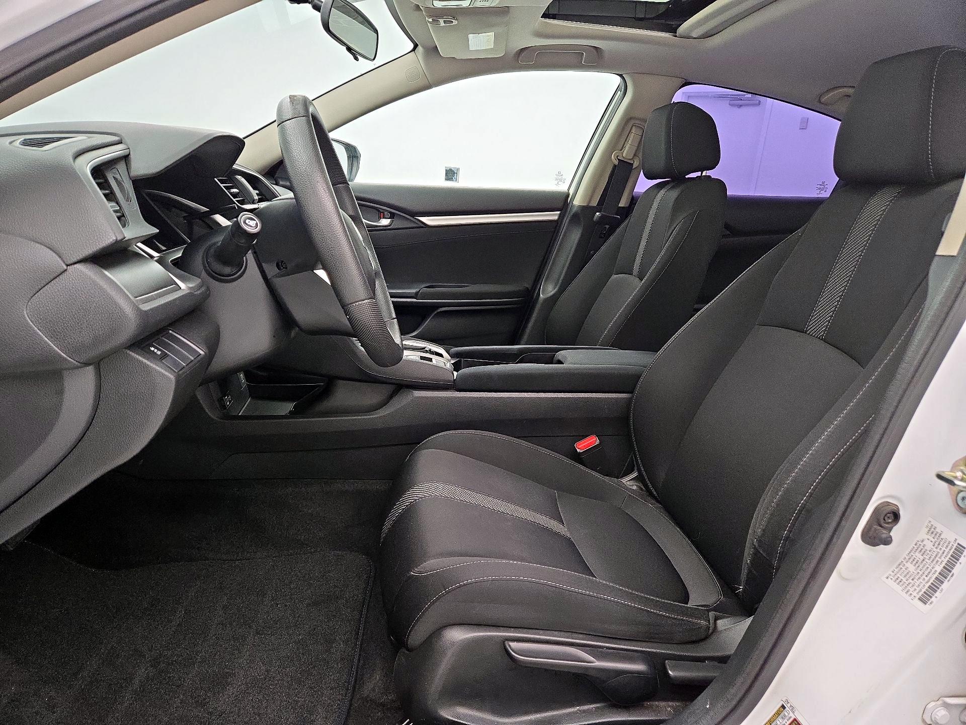 Thumbnail: 2016 Honda Civic - 11