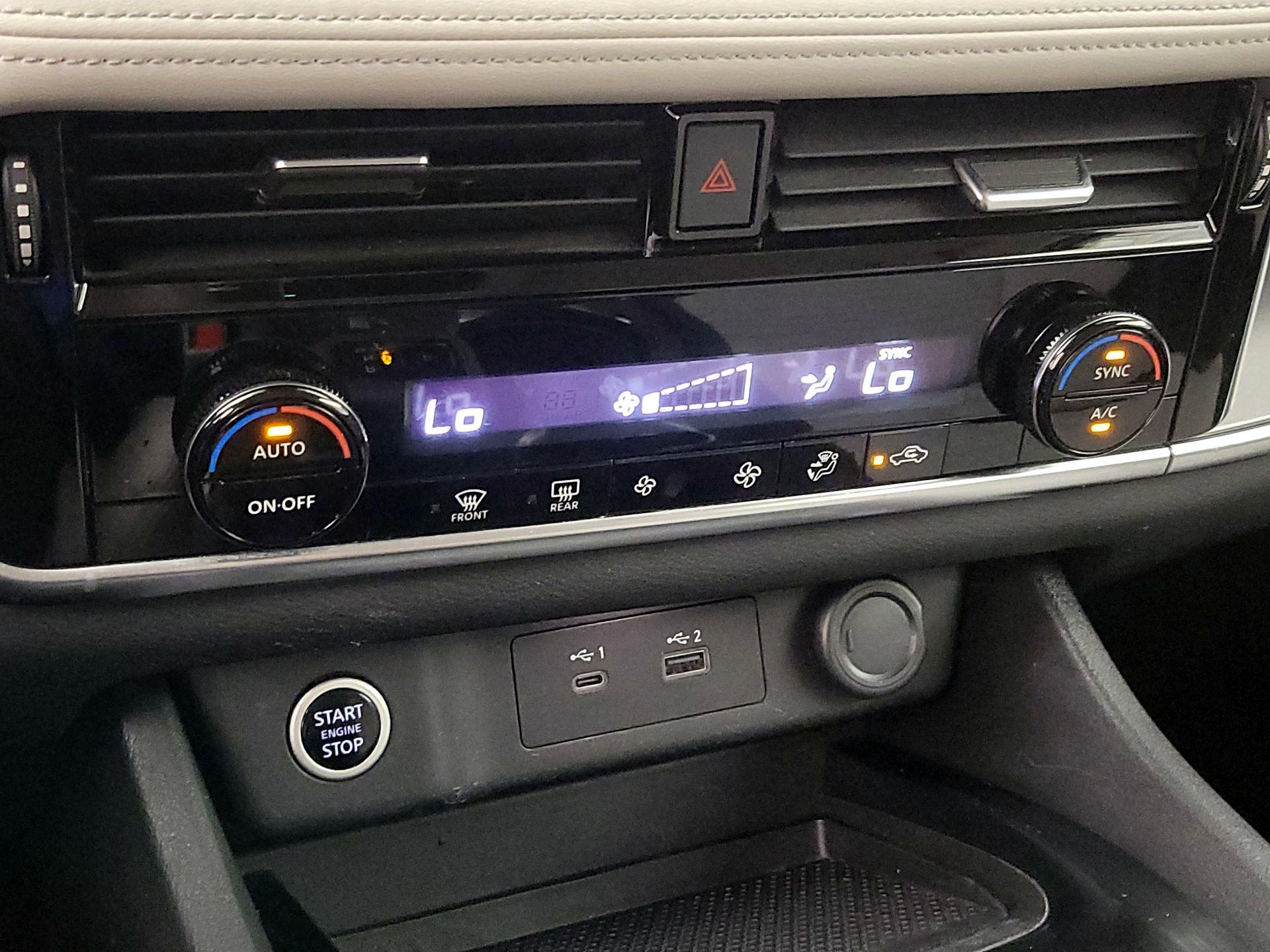 Thumbnail: 2021 Nissan Rogue - 16