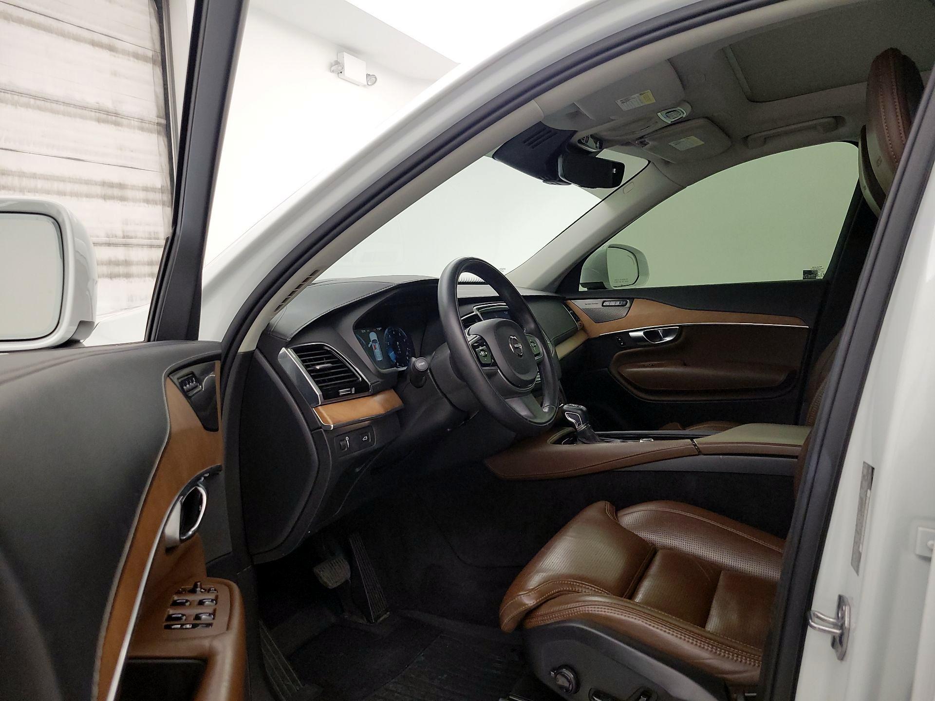 Thumbnail: 2019 Volvo XC90 - 11