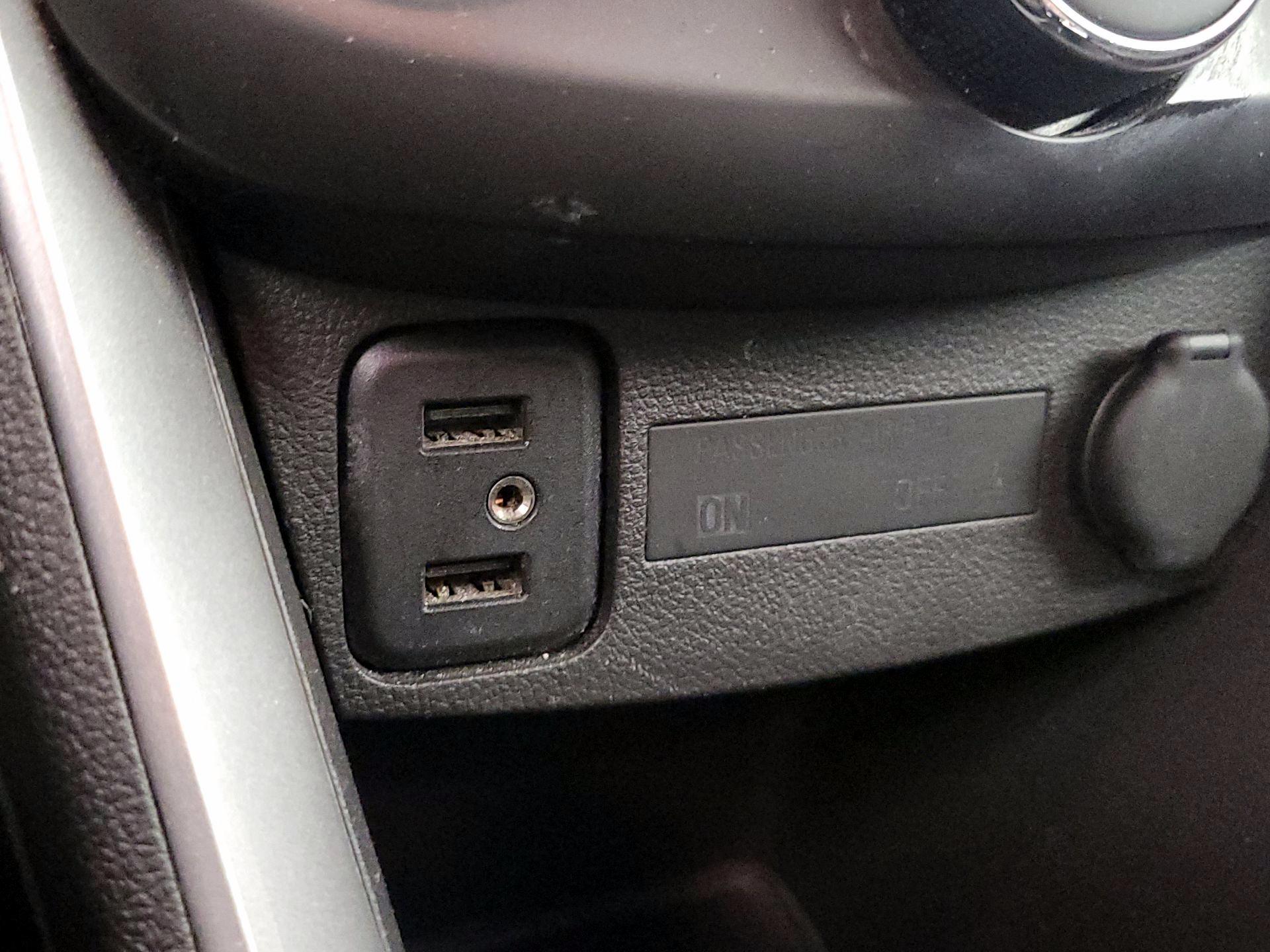 Thumbnail: 2019 Chevrolet Trax - 18