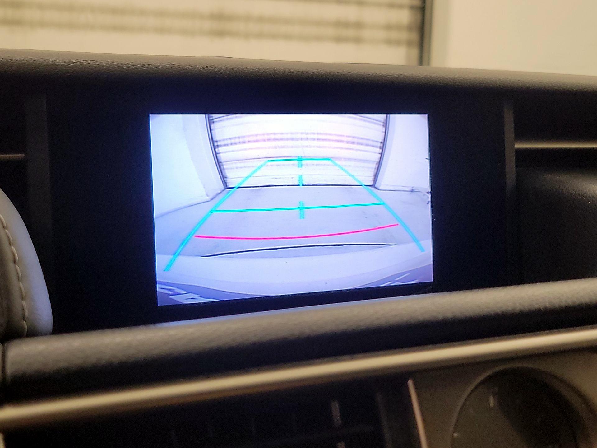 Thumbnail: 2014 Lexus IS - 14