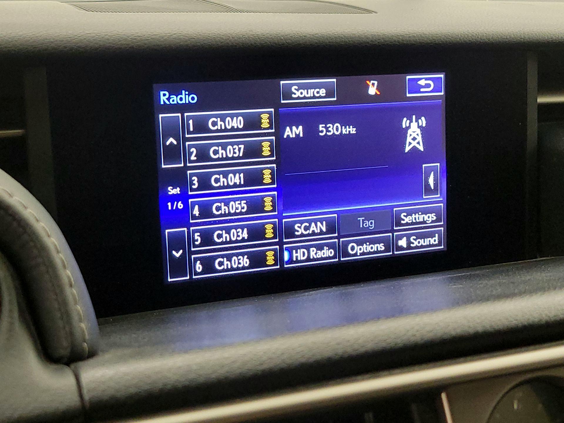 Thumbnail: 2014 Lexus IS - 15