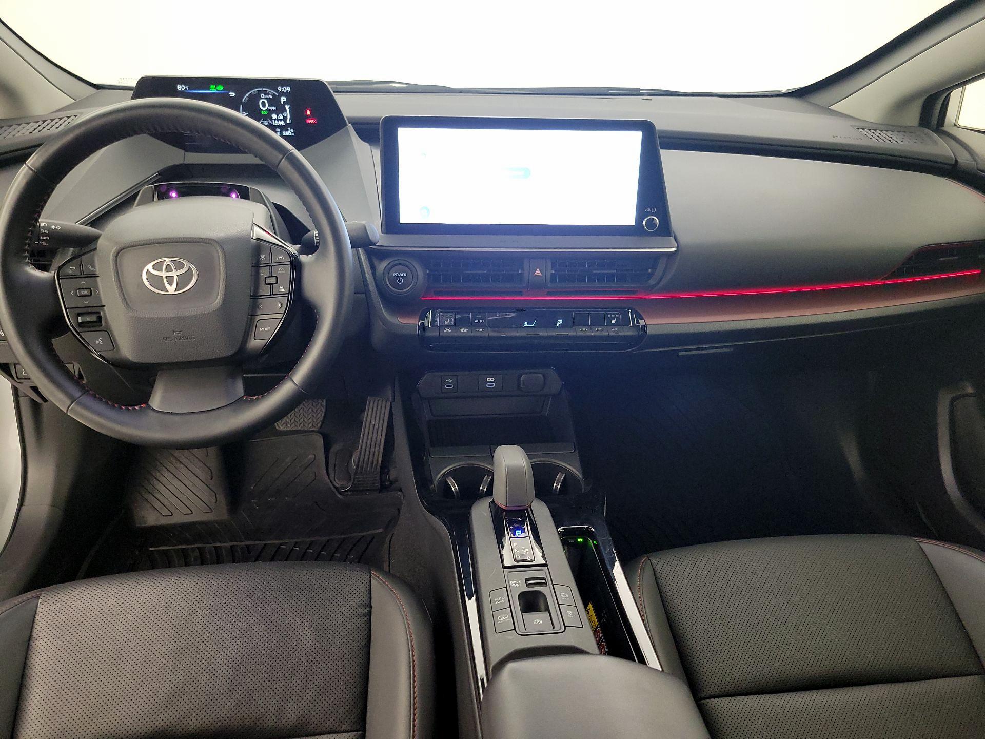 Thumbnail: 2024 Toyota Prius Prime - 9