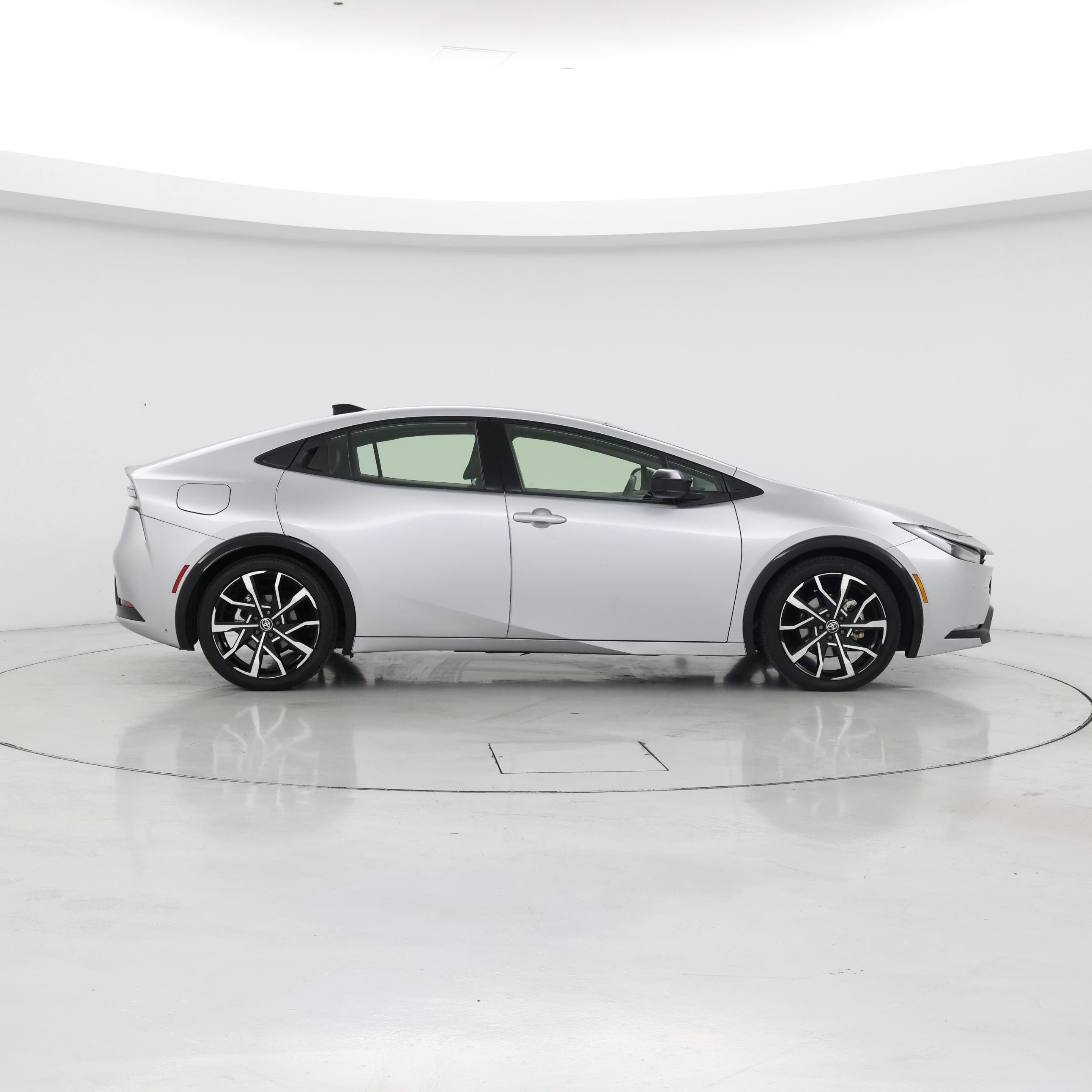 Thumbnail: 2024 Toyota Prius Prime - 7