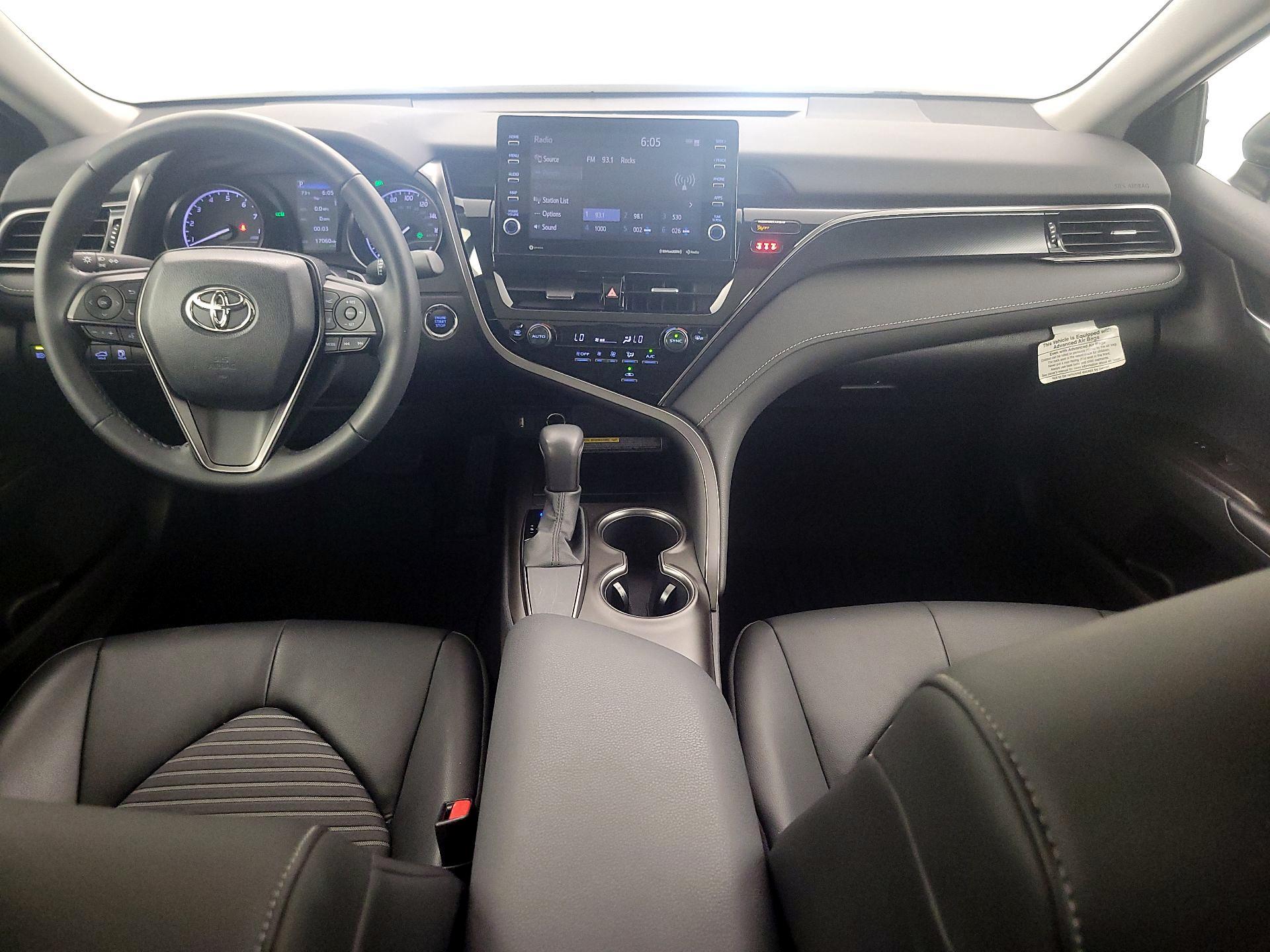 Thumbnail: 2021 Toyota Camry - 9