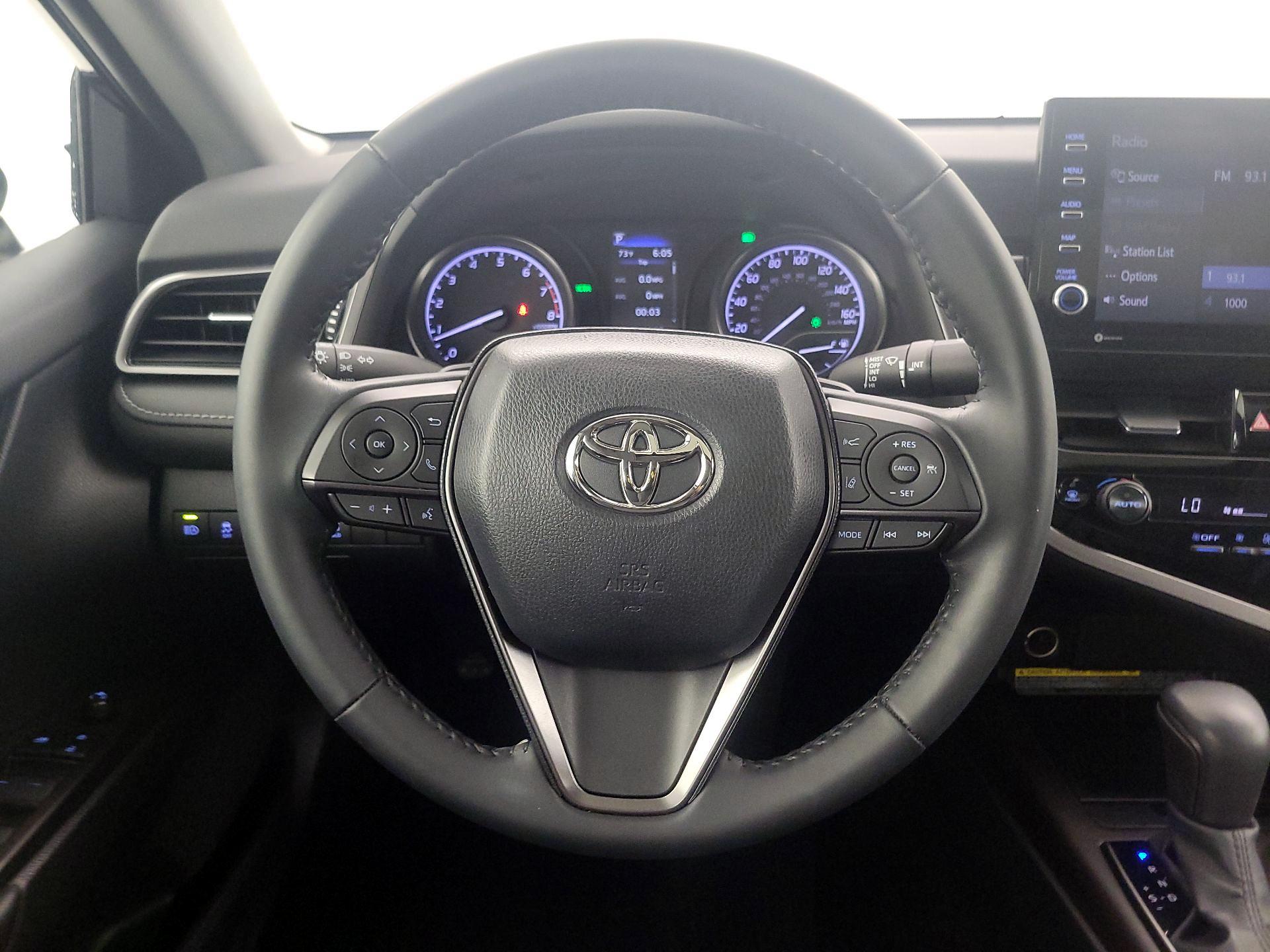 Thumbnail: 2021 Toyota Camry - 10