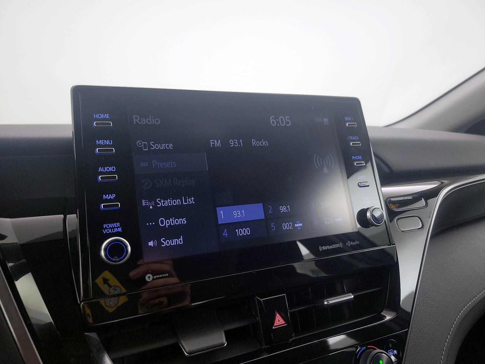 Thumbnail: 2021 Toyota Camry - 15