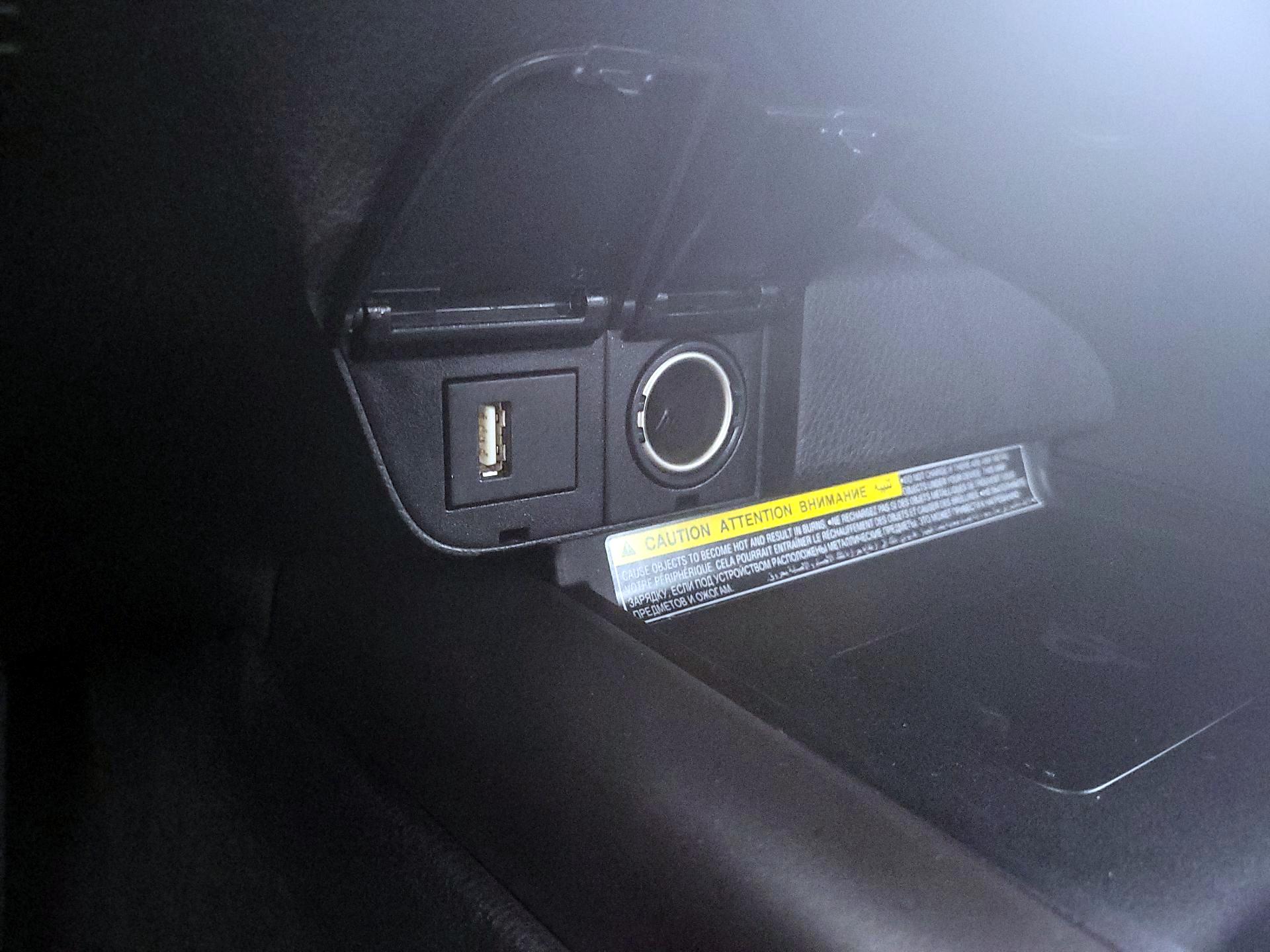 Thumbnail: 2021 Toyota Camry - 18