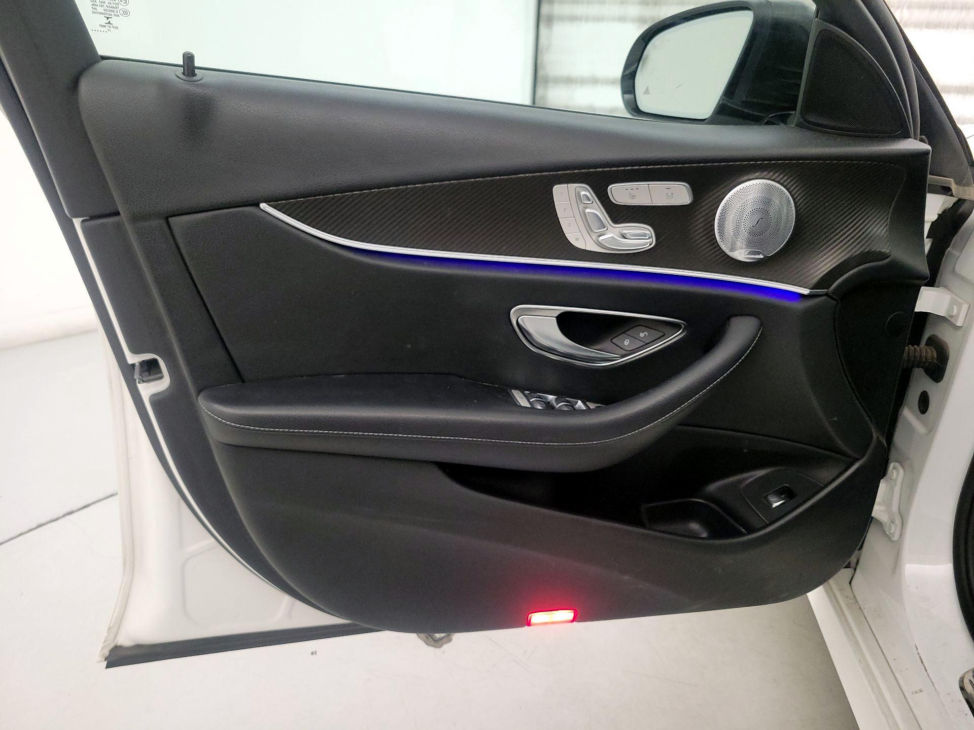 Thumbnail: 2018 Mercedes-Benz E-Class - 12