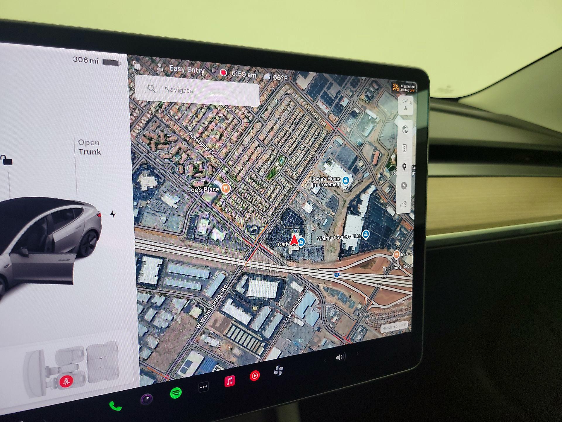 Thumbnail: 2022 Tesla Model 3 - 13