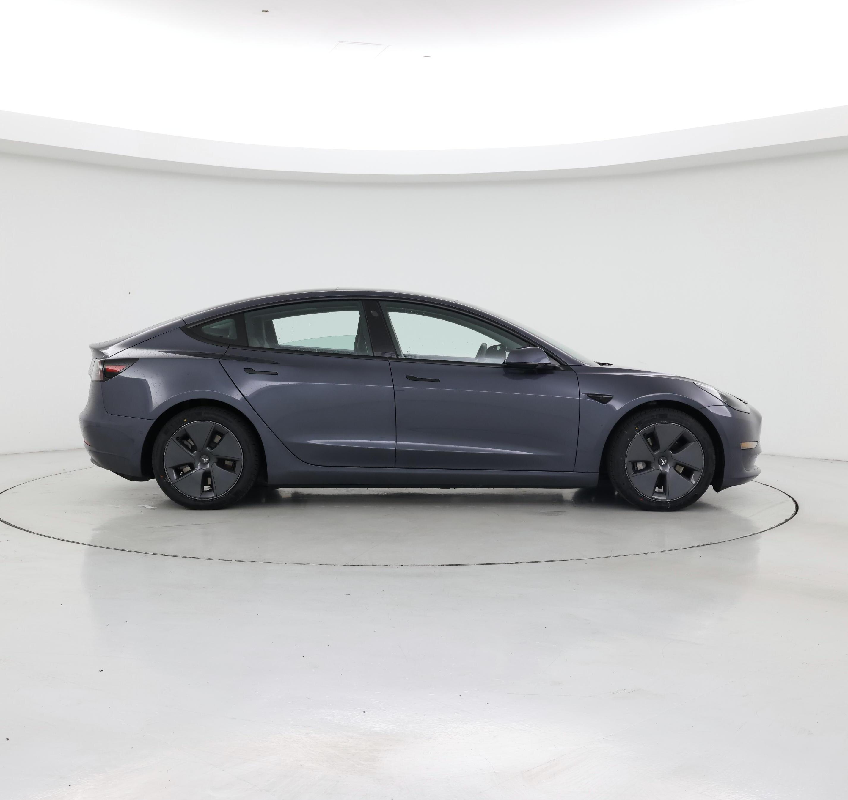 Thumbnail: 2022 Tesla Model 3 - 7