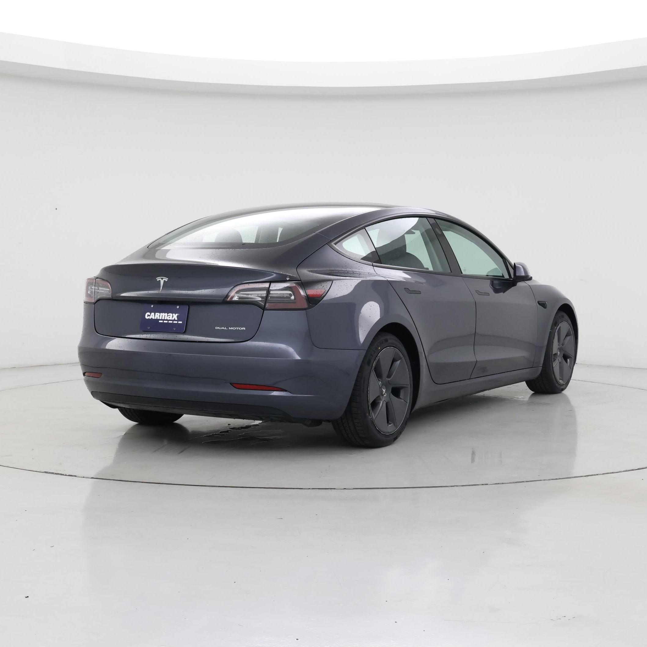 Thumbnail: 2022 Tesla Model 3 - 8