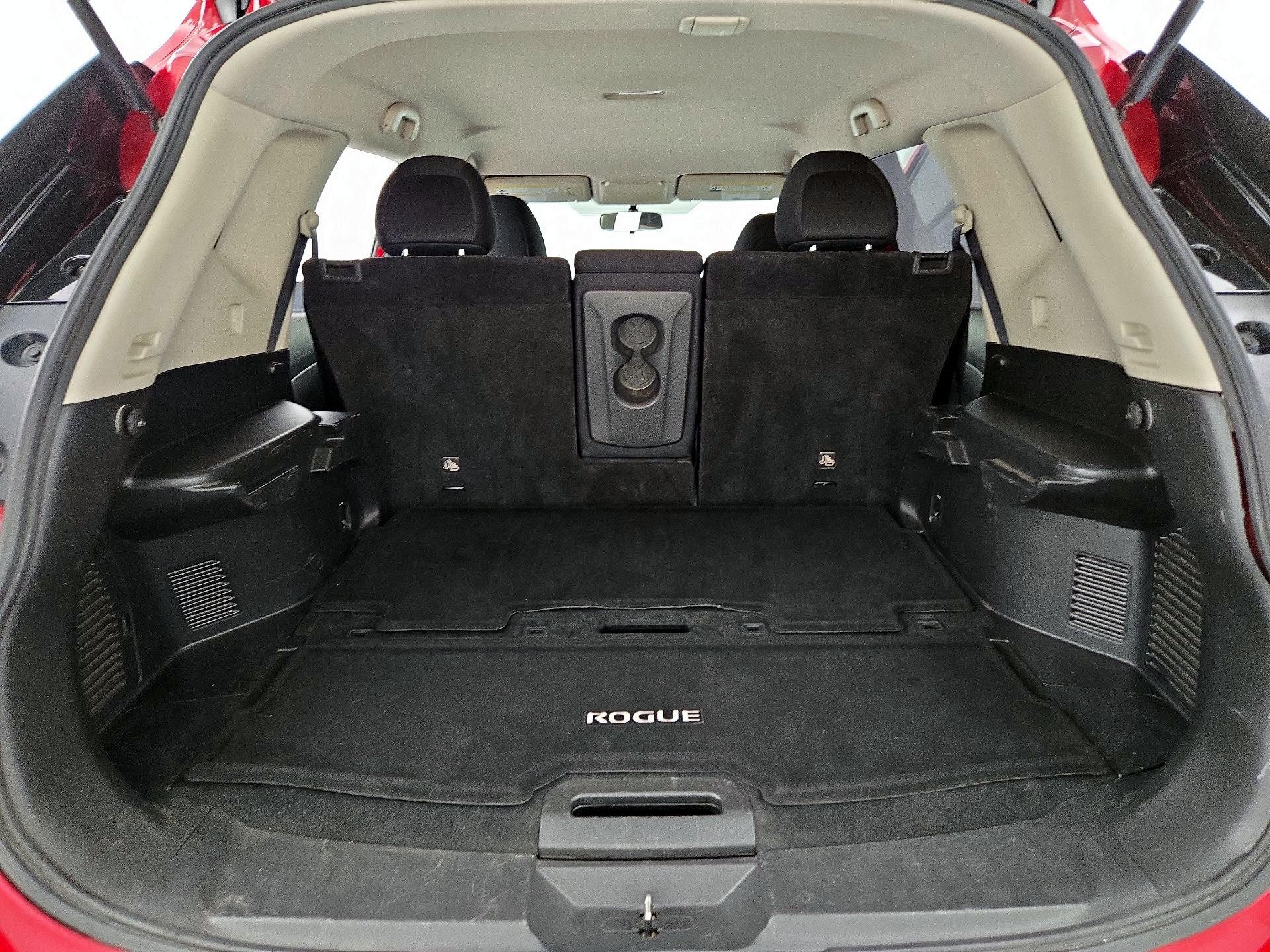 Thumbnail: 2017 Nissan Rogue - 20