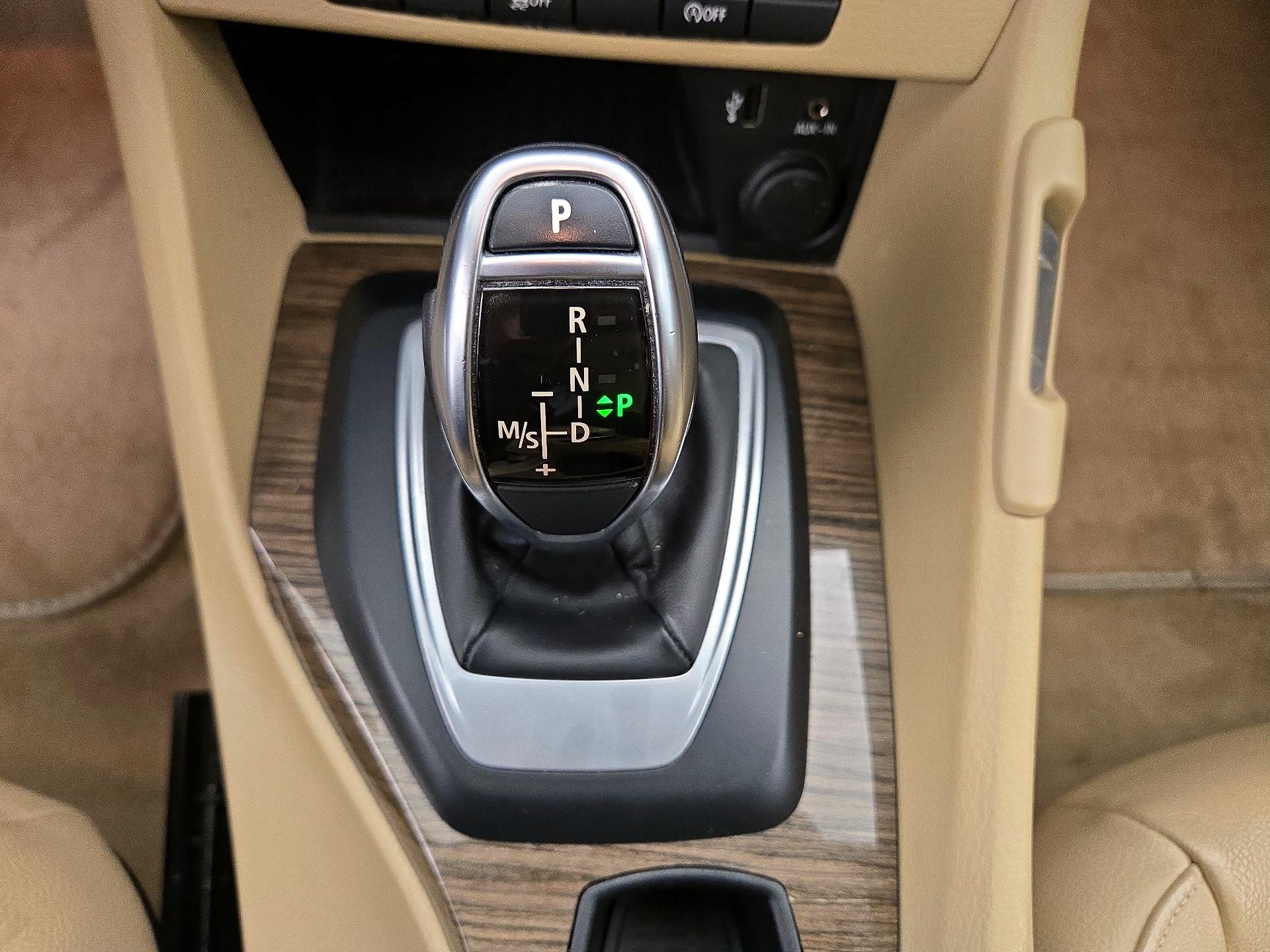 Thumbnail: 2015 BMW X1 - 16