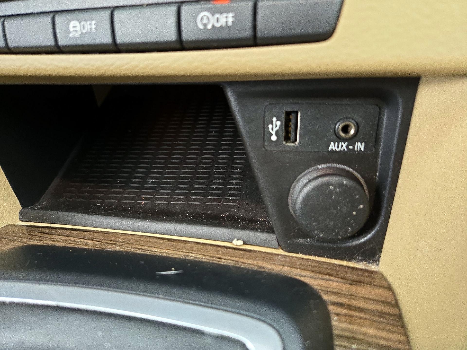 Thumbnail: 2015 BMW X1 - 17