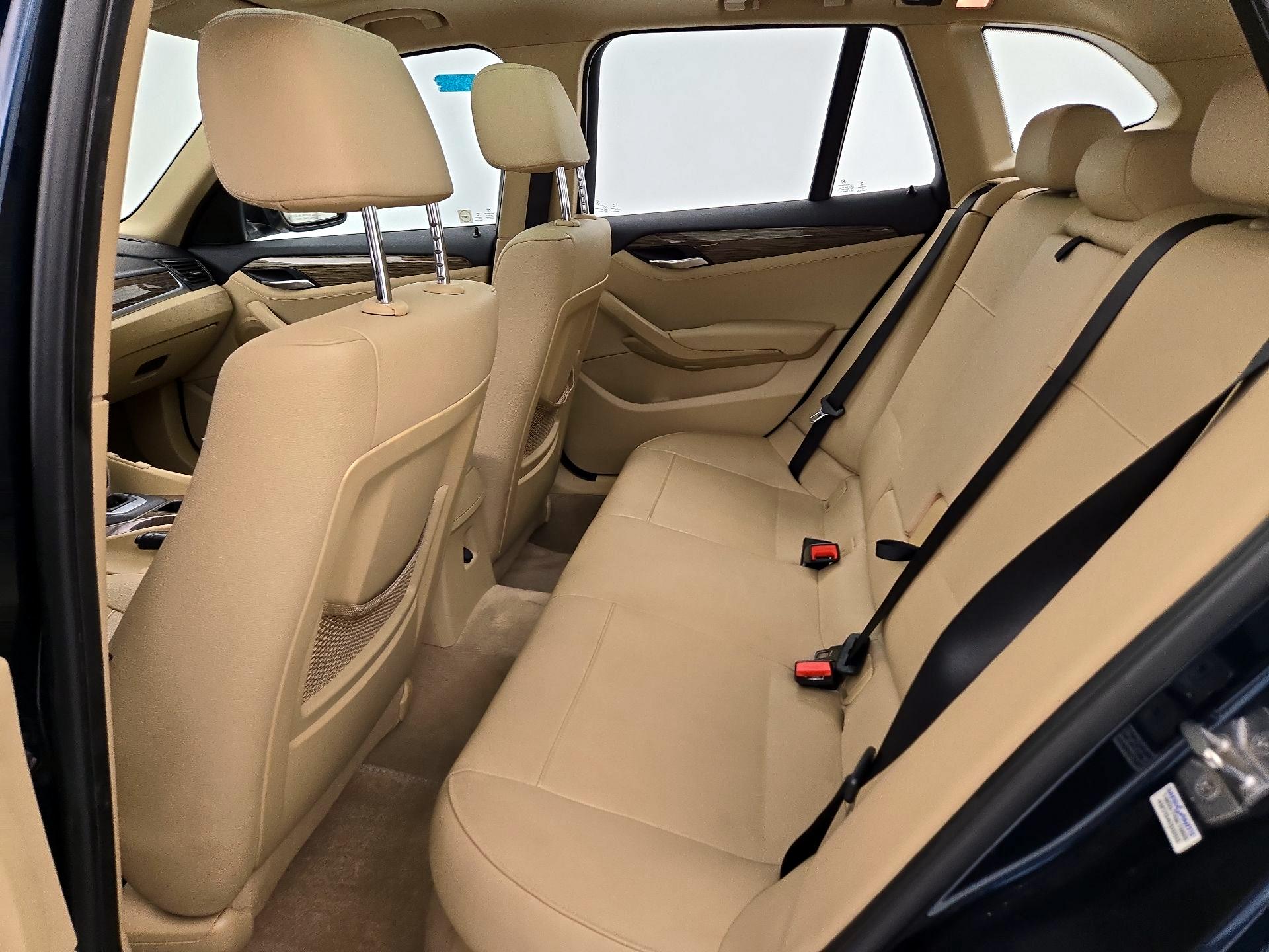 Thumbnail: 2015 BMW X1 - 19