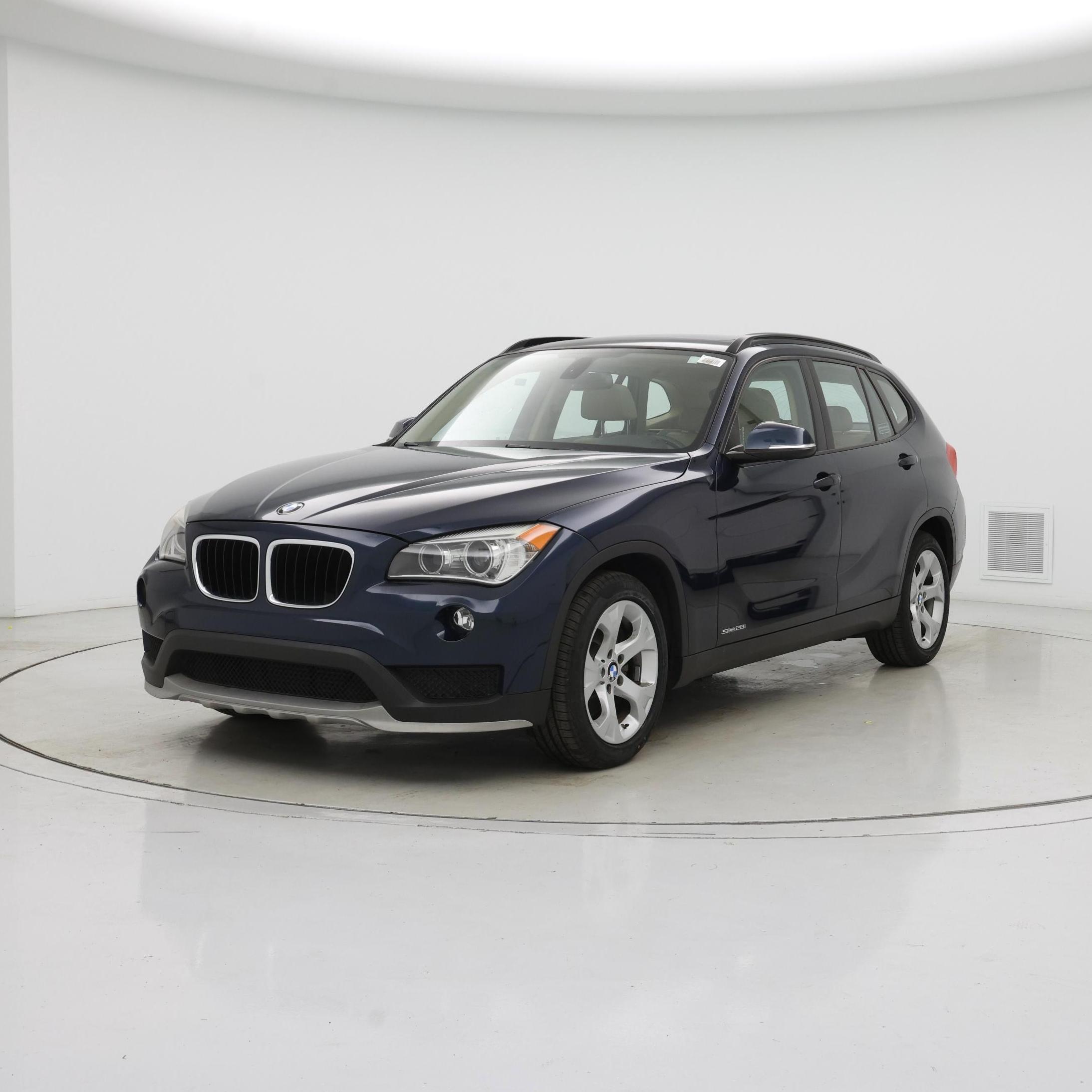 Thumbnail: 2015 BMW X1 - 4