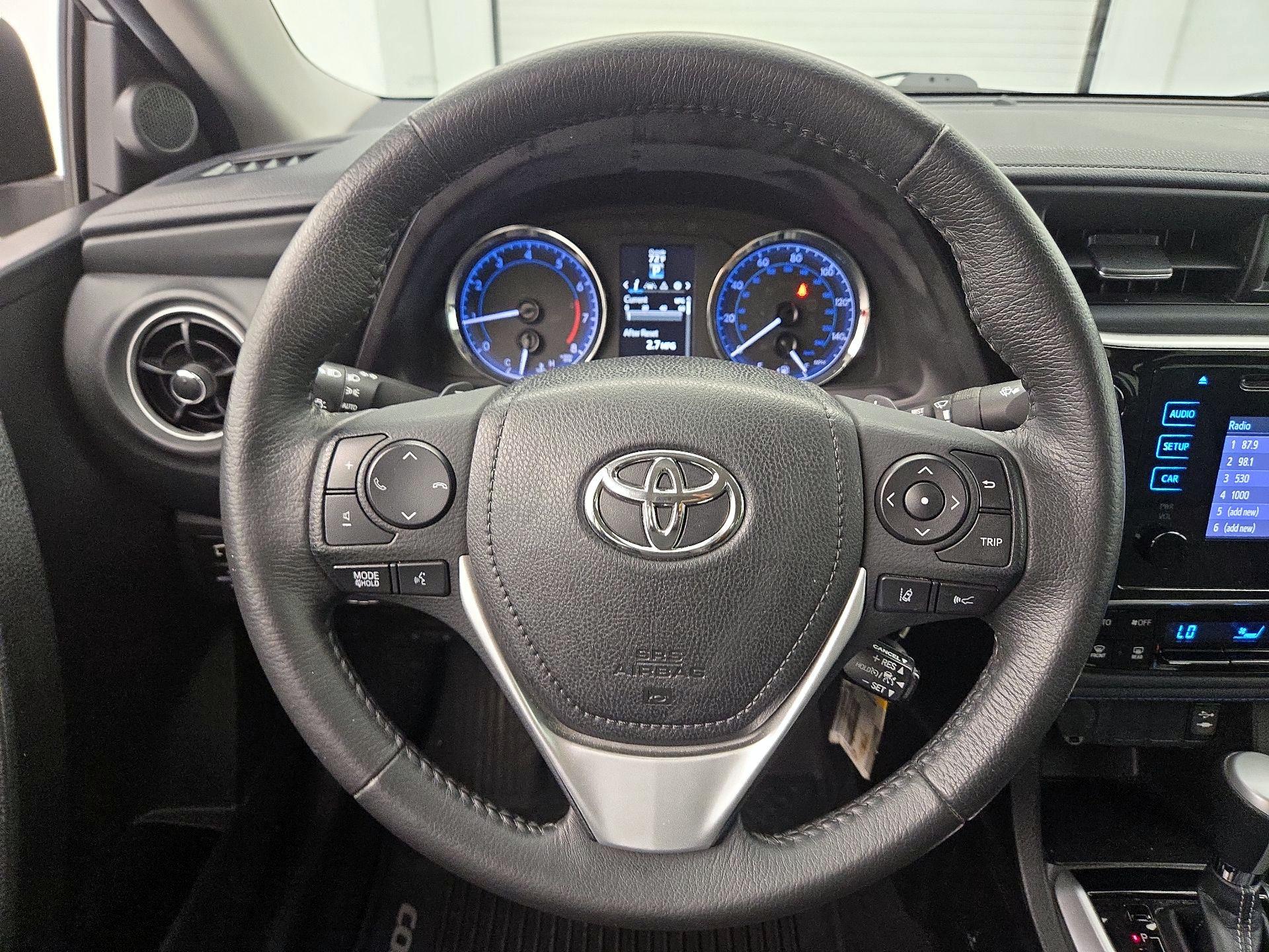 Thumbnail: 2018 Toyota Corolla - 10