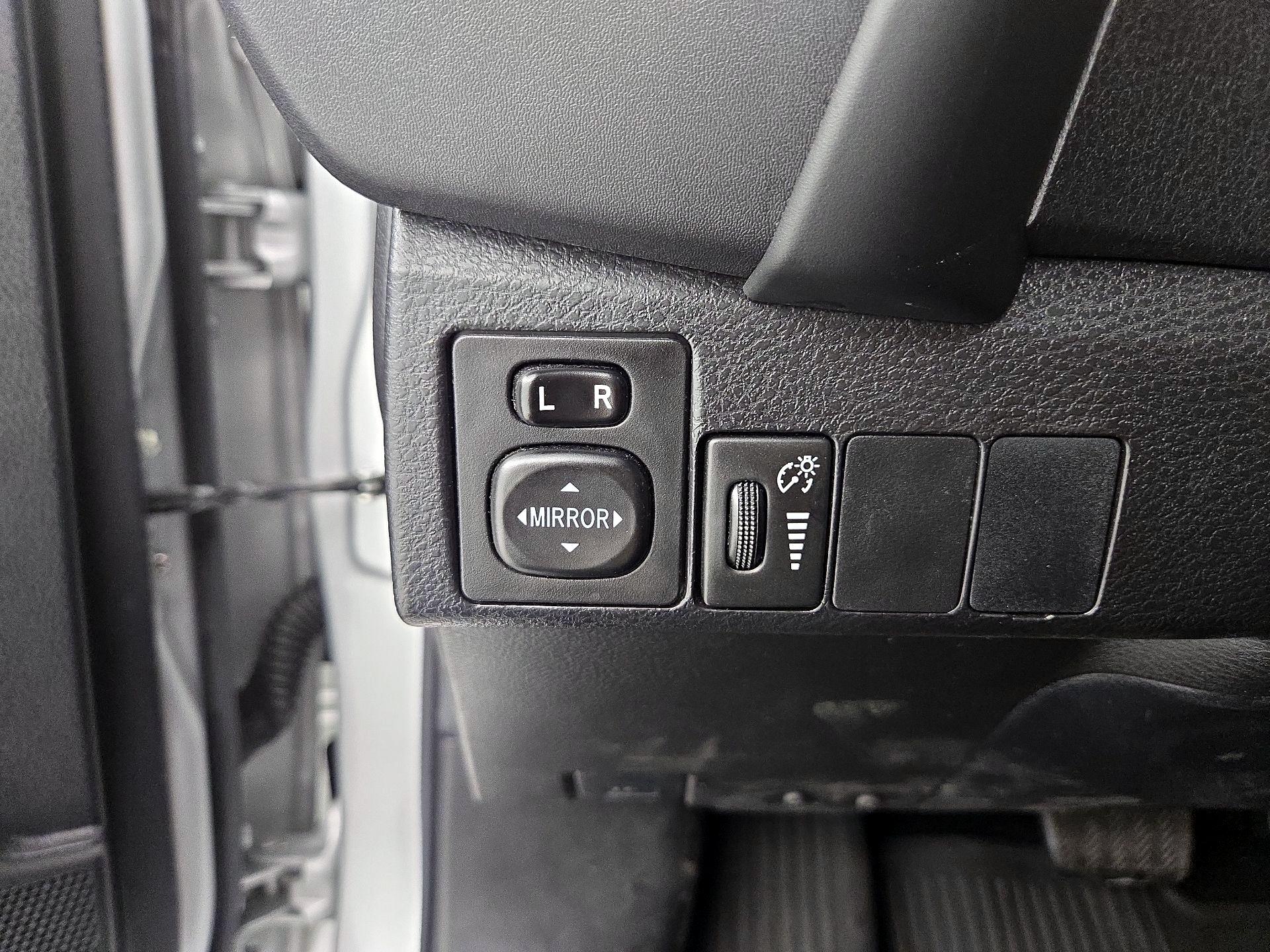 Thumbnail: 2018 Toyota Corolla - 13