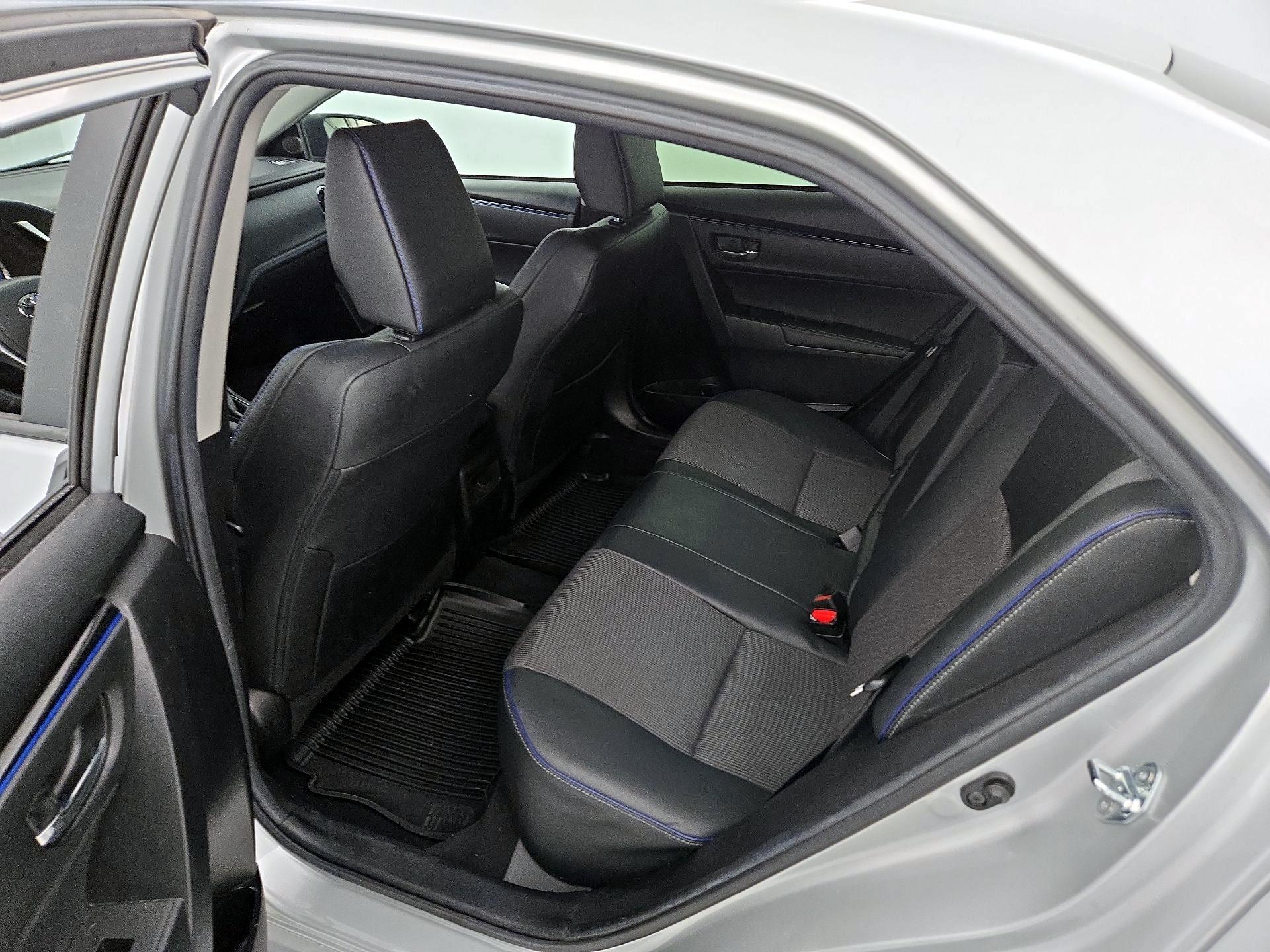 Thumbnail: 2018 Toyota Corolla - 19