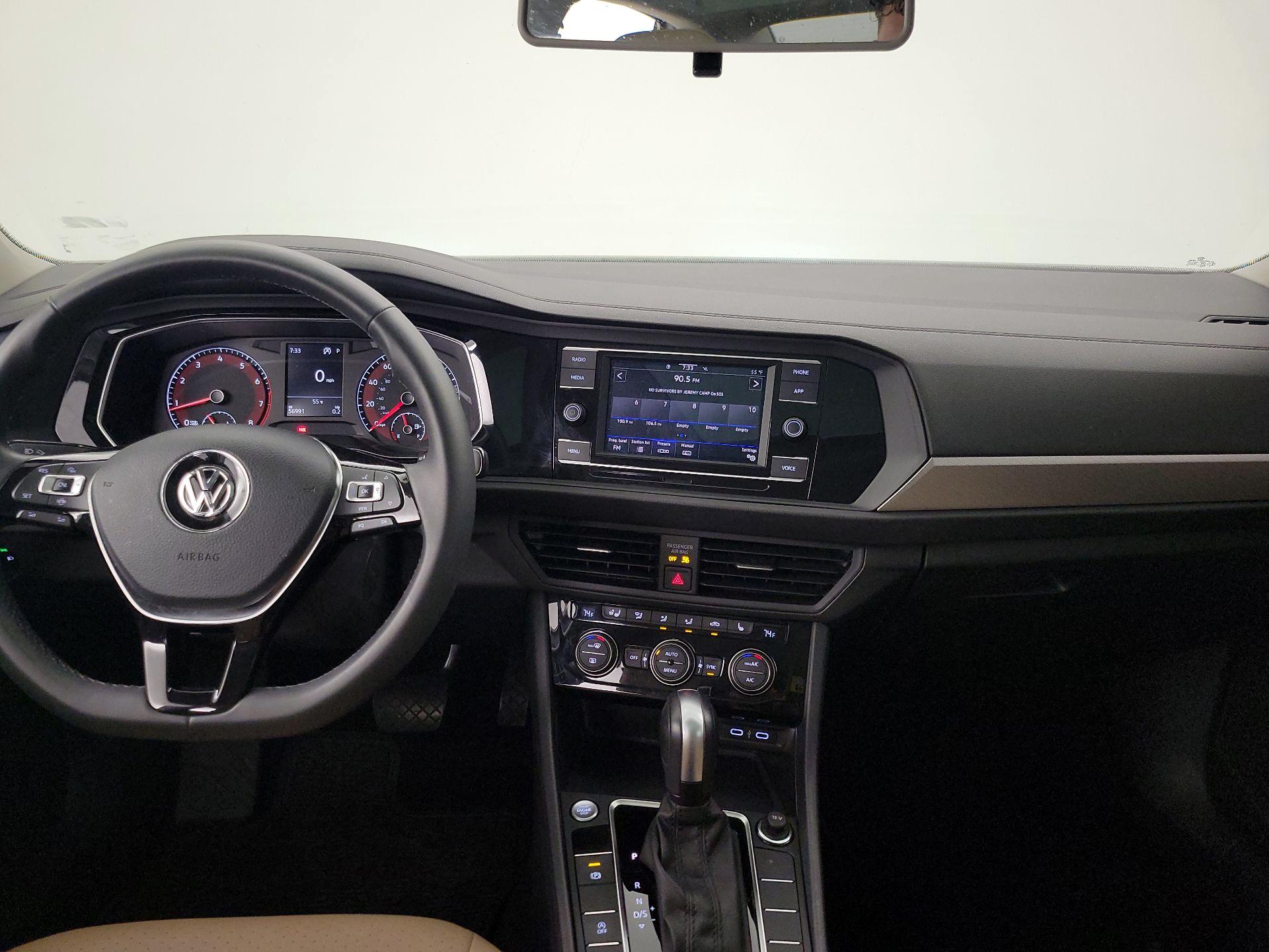 Thumbnail: 2020 Volkswagen Jetta - 9