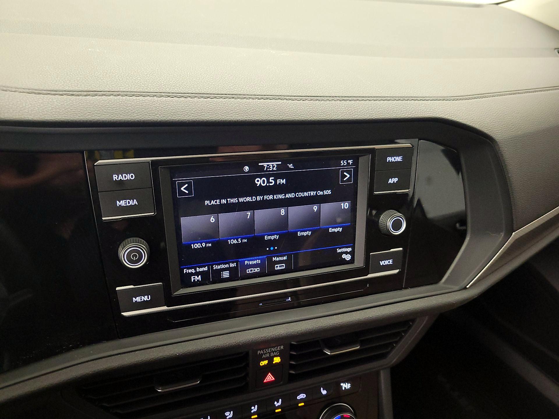 Thumbnail: 2020 Volkswagen Jetta - 15