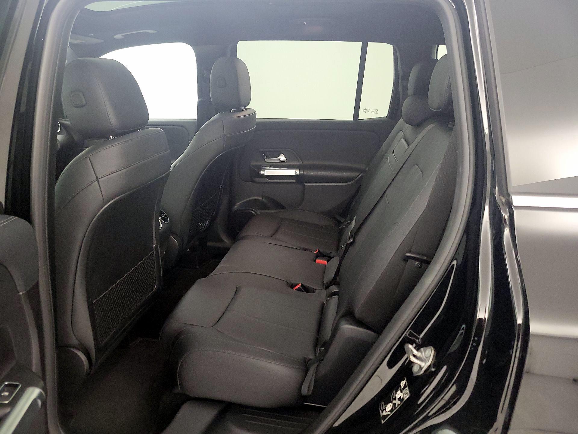 Thumbnail: 2021 Mercedes-Benz GLB - 20