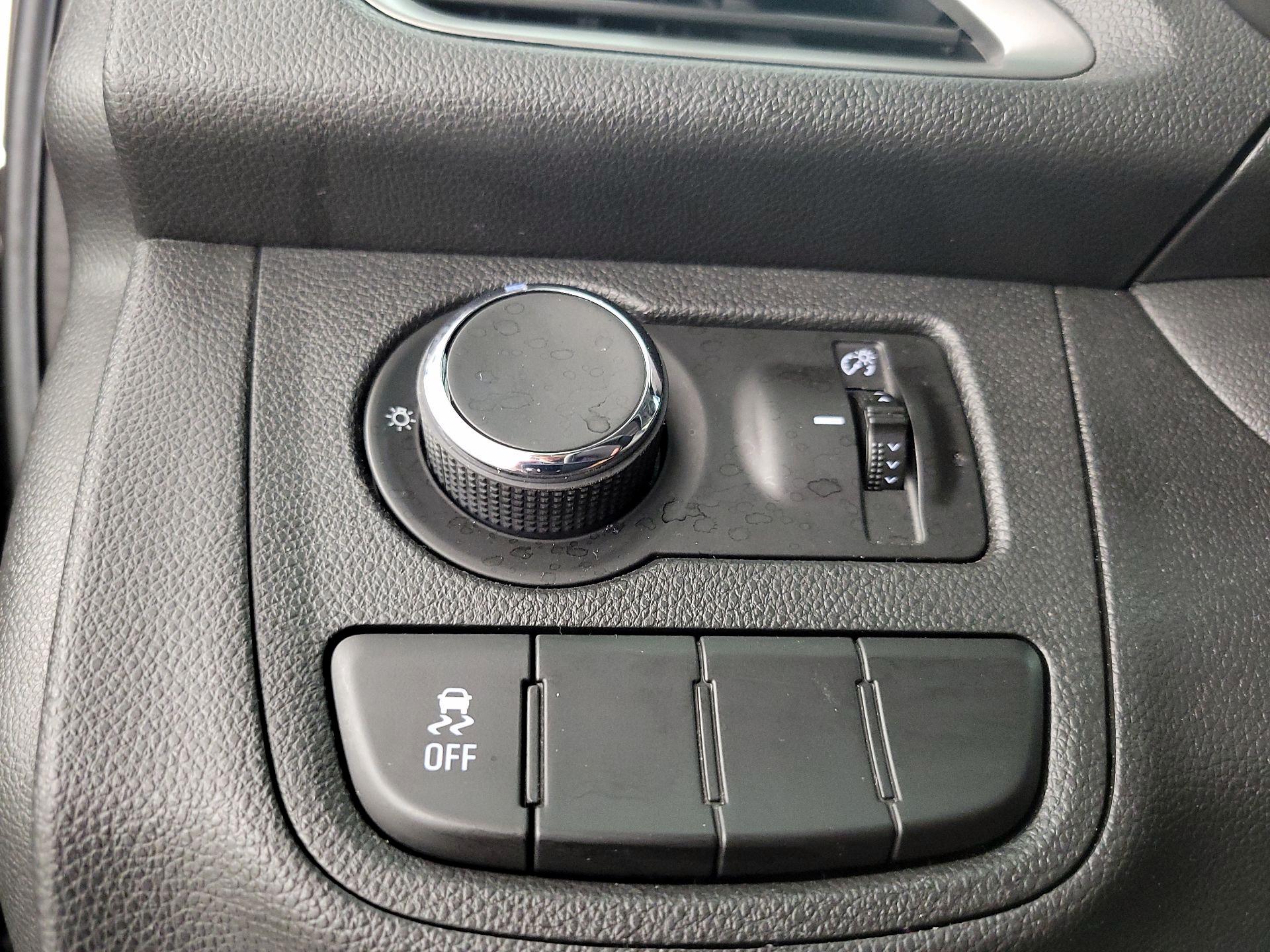 Thumbnail: 2022 Chevrolet Spark - 13