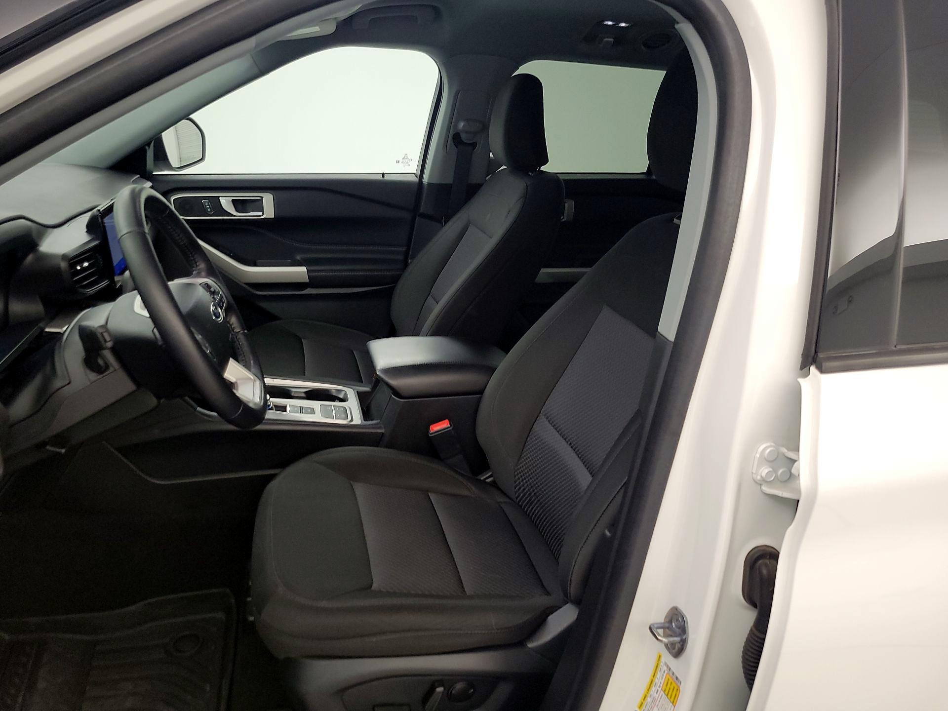 Thumbnail: 2023 Ford Explorer - 11