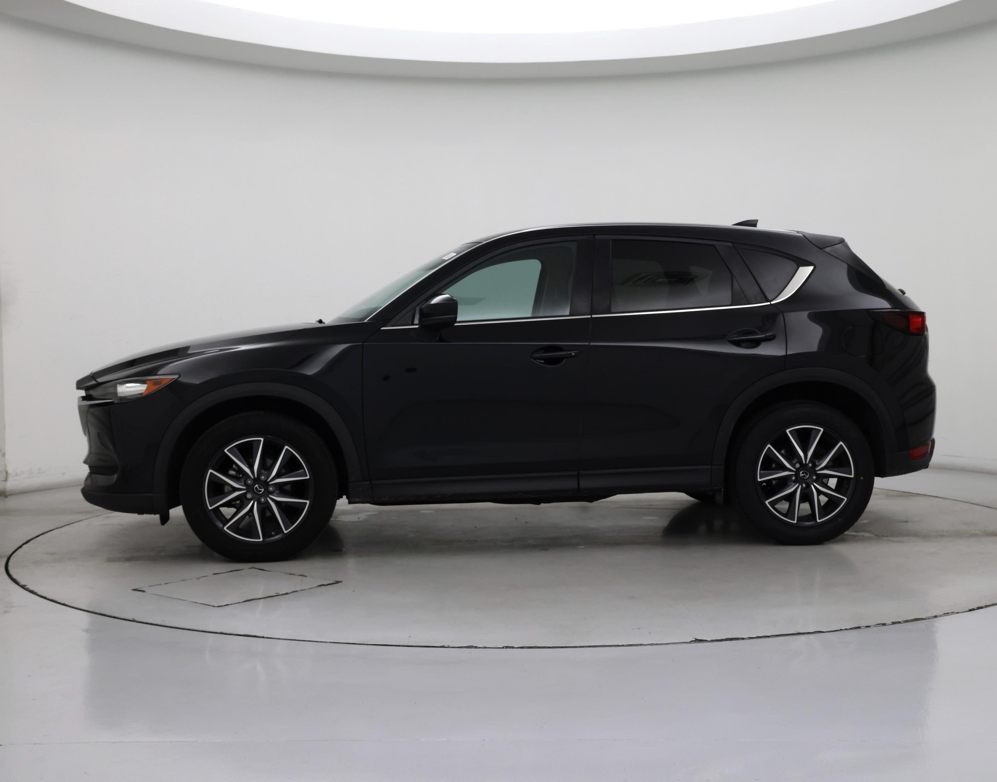 Thumbnail: 2018 Mazda CX-5 - 3