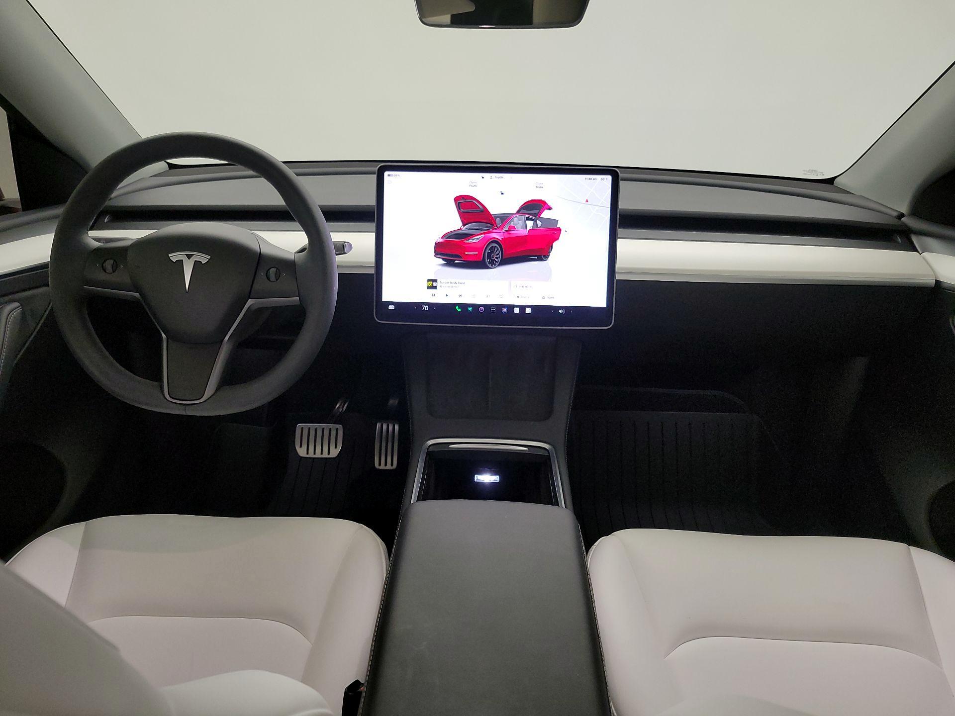 Thumbnail: 2024 Tesla Model Y - 9