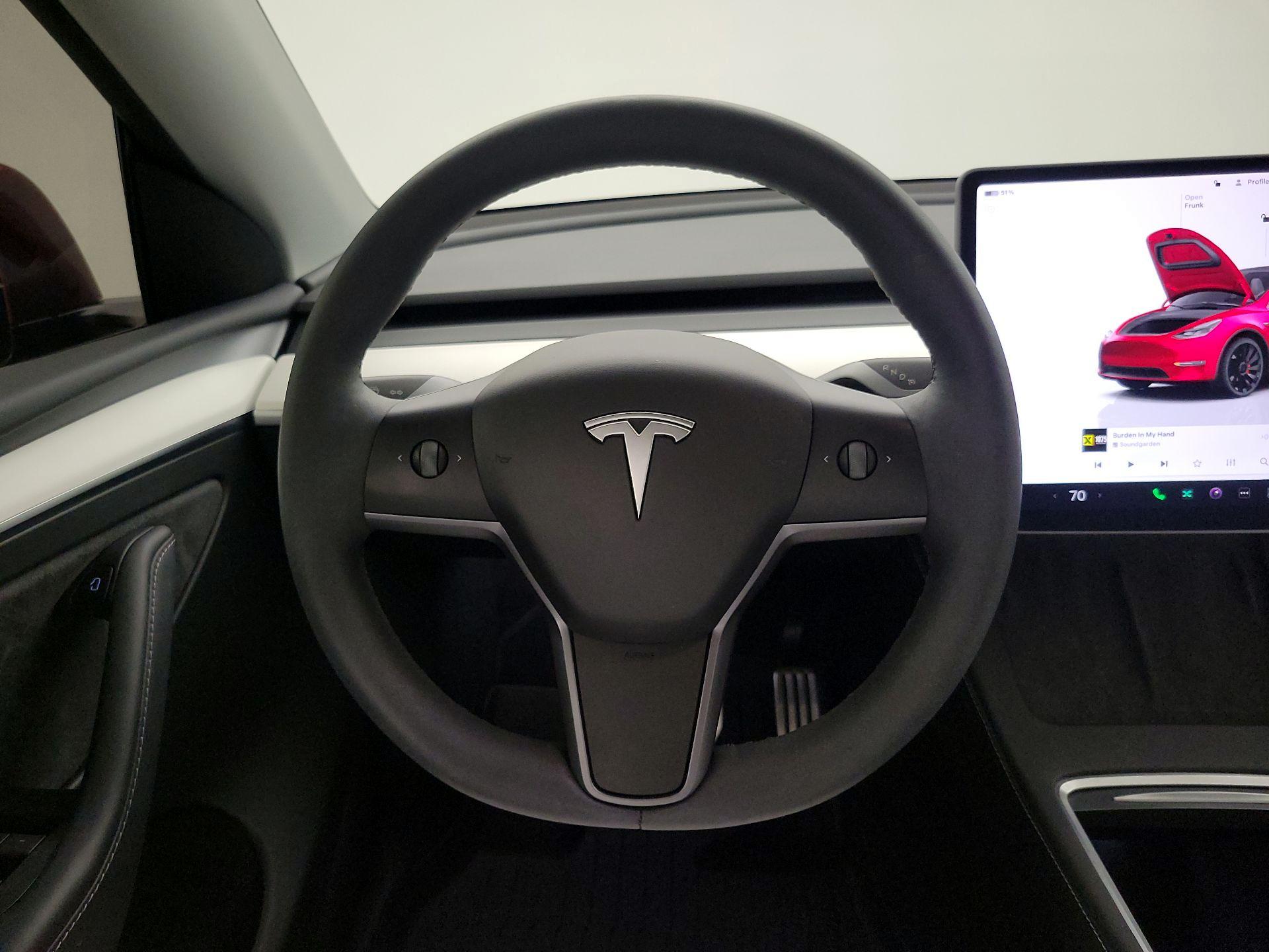 Thumbnail: 2024 Tesla Model Y - 10